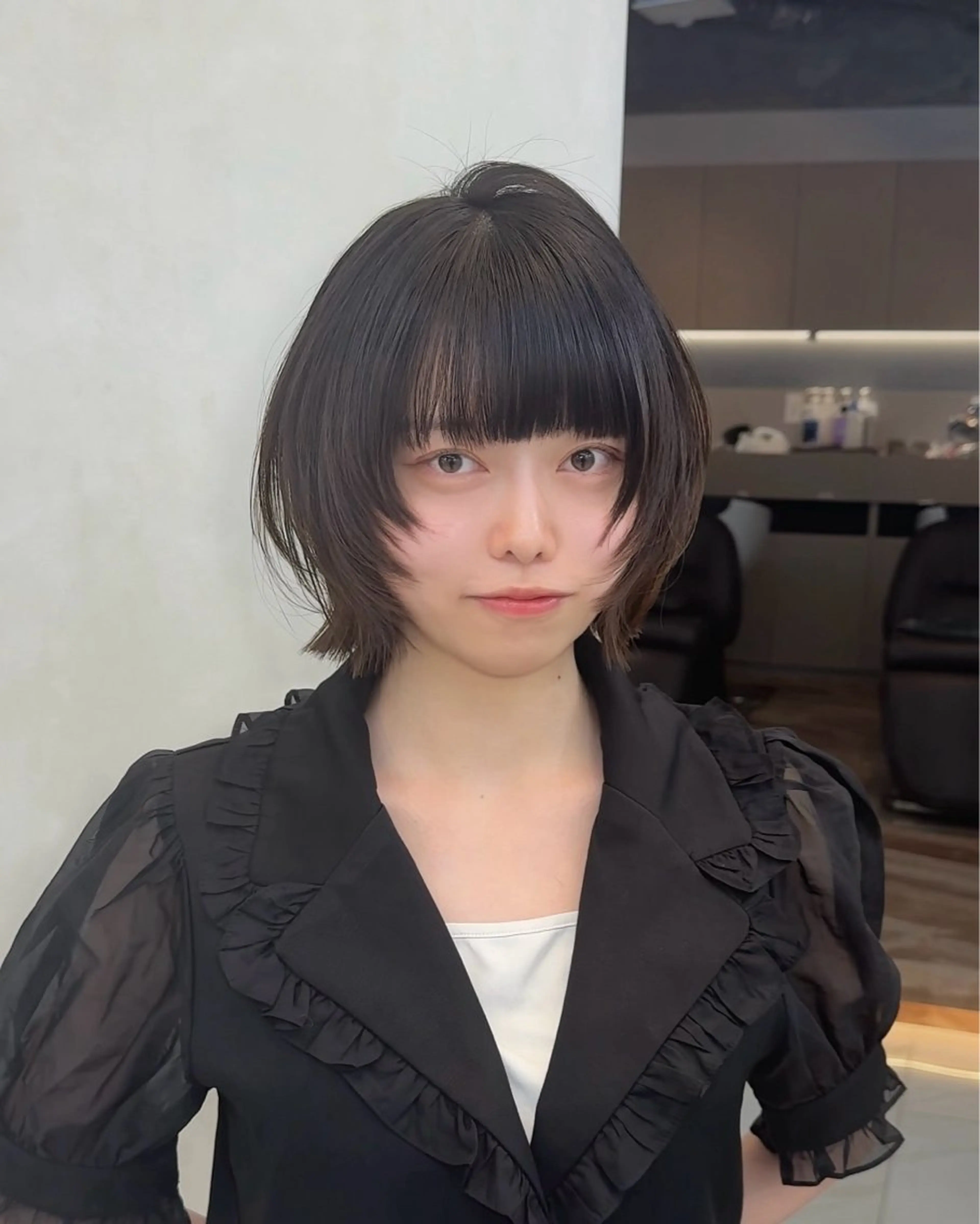 ショート ARMONY OMOTESANDO所属・本田秀幸 コテ巻き風パーマのヘアスタイル