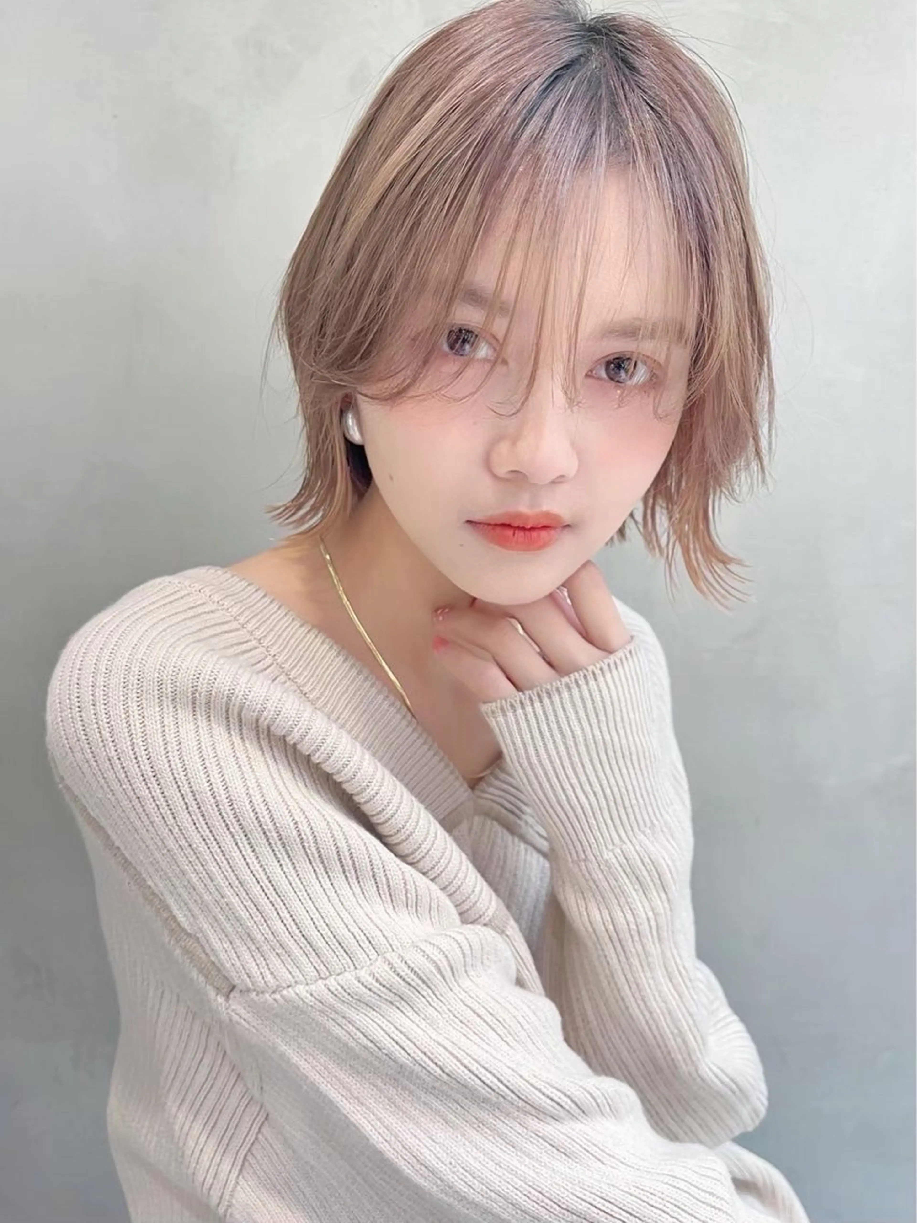 カラー 透明感カラー アンリのヘアスタイル