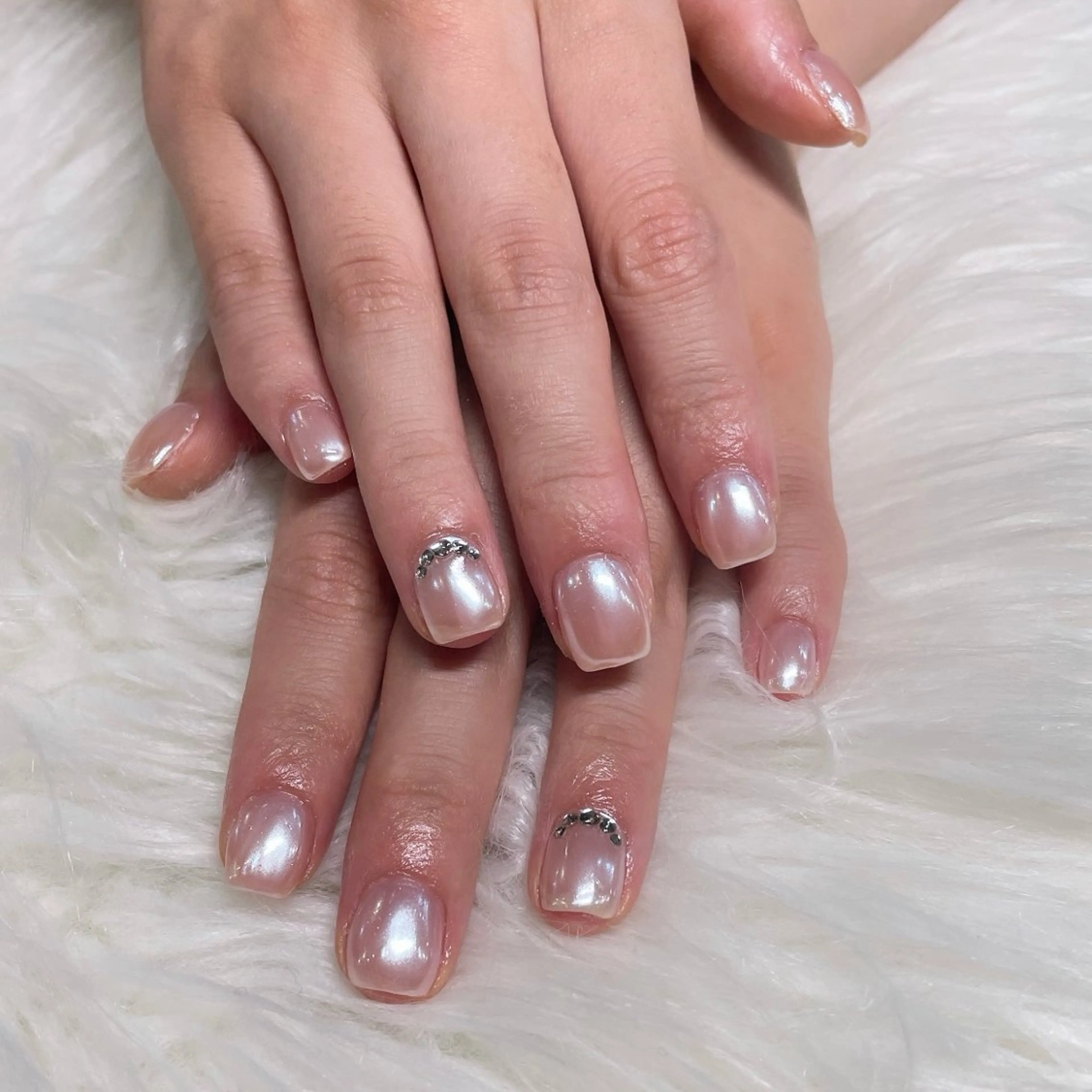 ネイル ミラーネイル IROHA NAIL nanaのネイルデザイン
