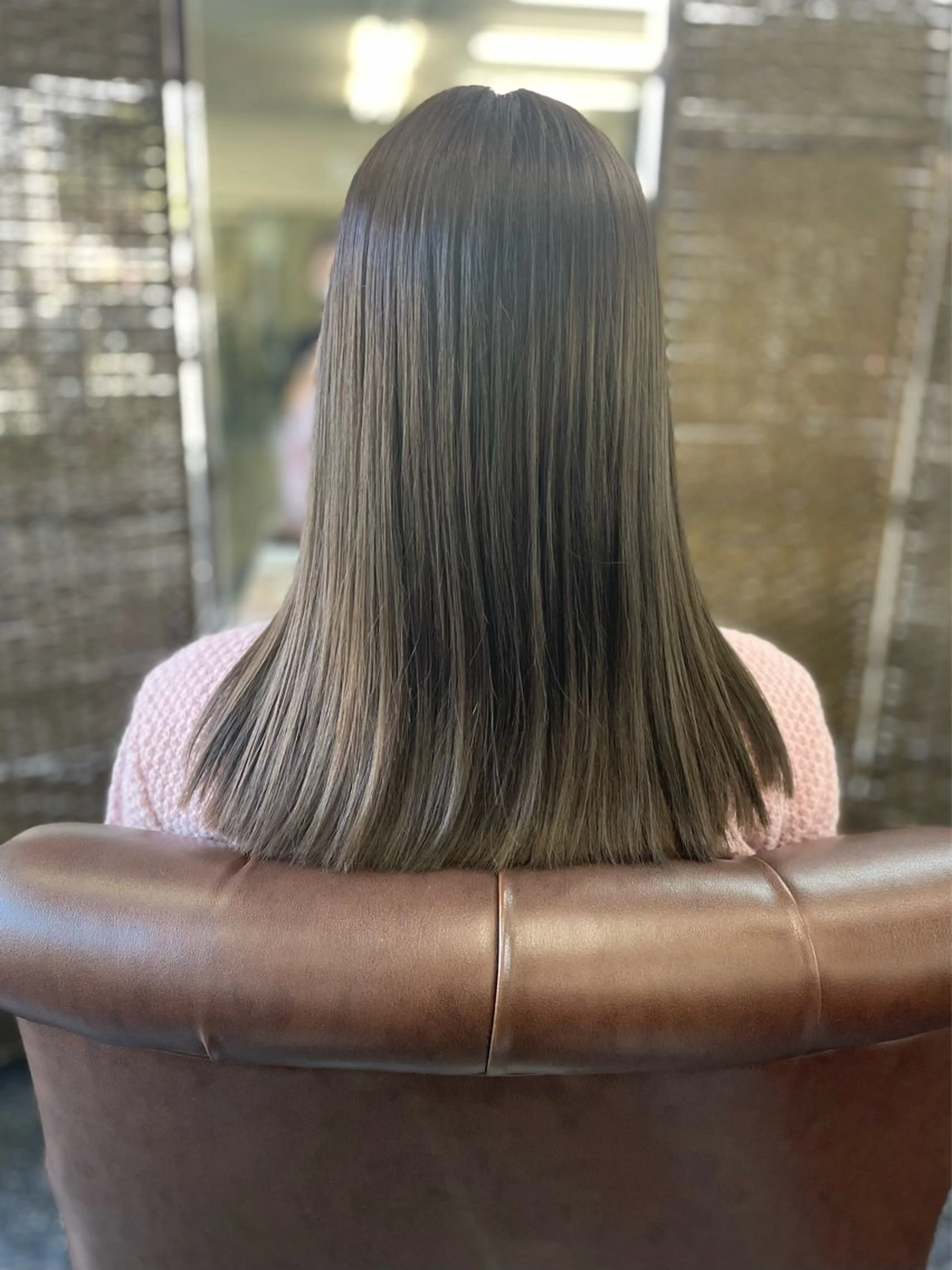 ロング カラー ブリーチ ブラウンカラー グレージュ ロング ヘアカラー 沢田 瞳のヘアスタイル