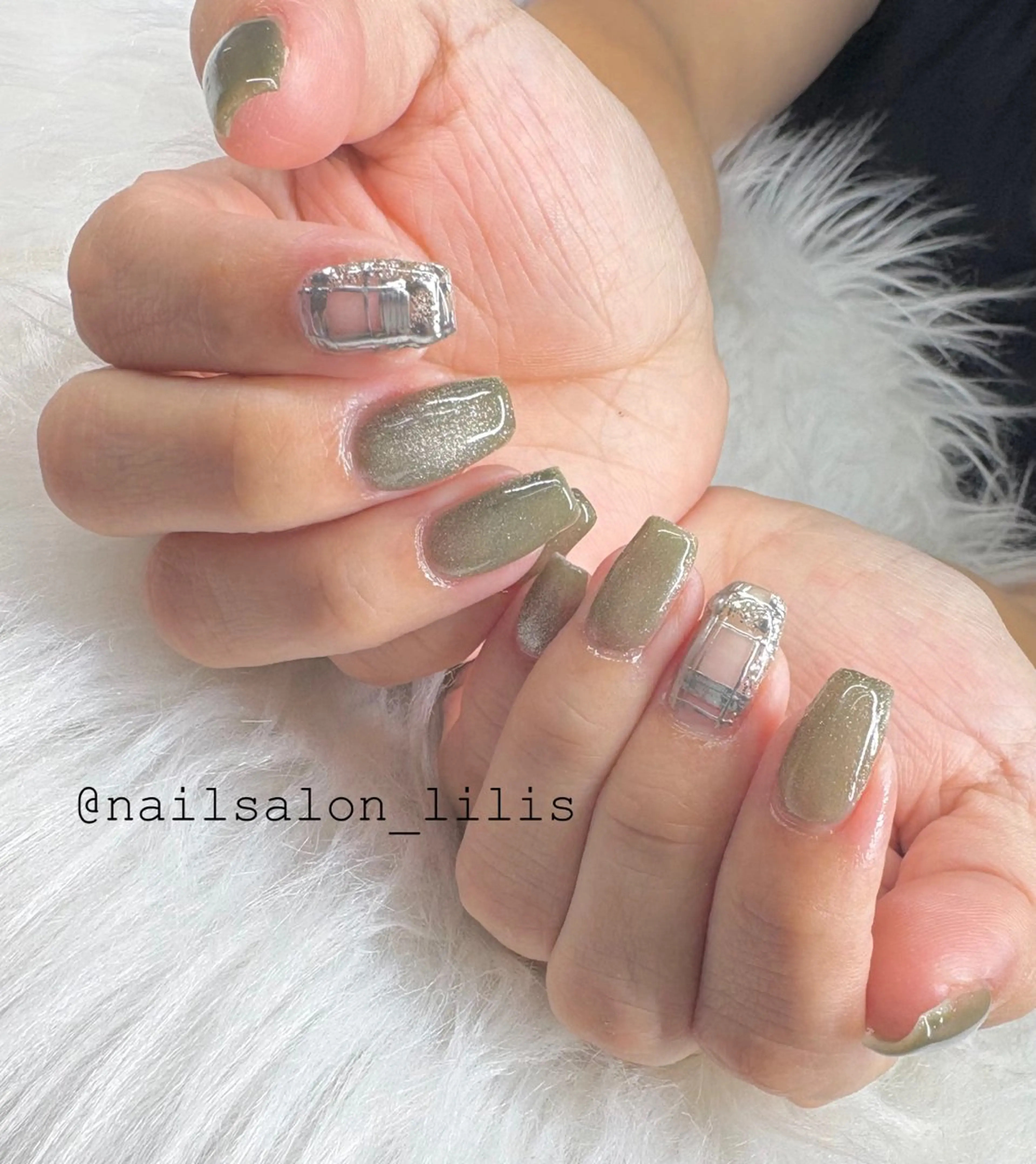ネイル アートネイル マグネットネイル ハンドネイル nailsalon Lilisのネイルデザイン