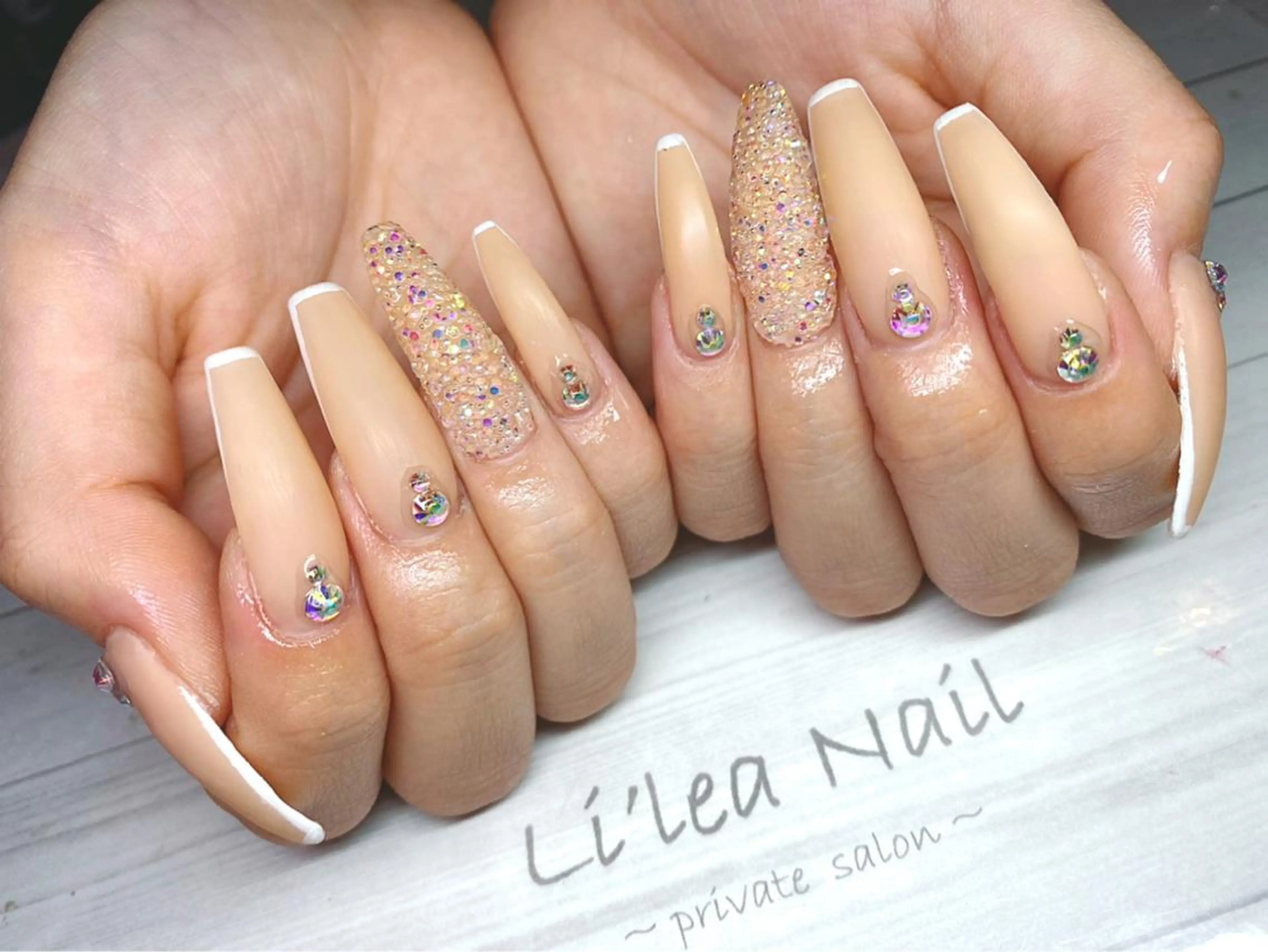 ネイル Li'leaNail AINAのネイルデザイン