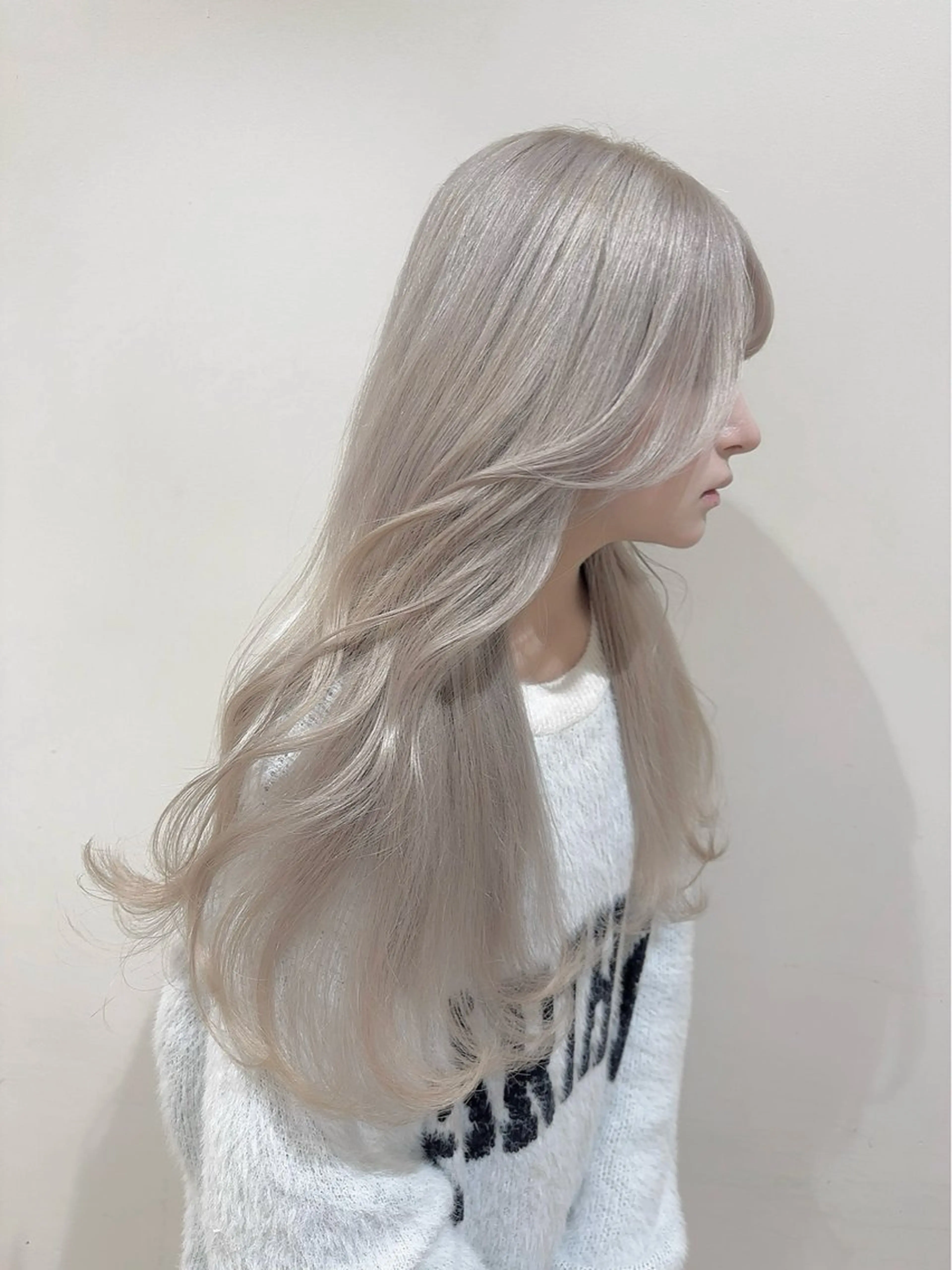 ロング カラー ブリーチ ハイトーンカラー ヘアカラー トリートメント 桐村 健太郎のヘアスタイル