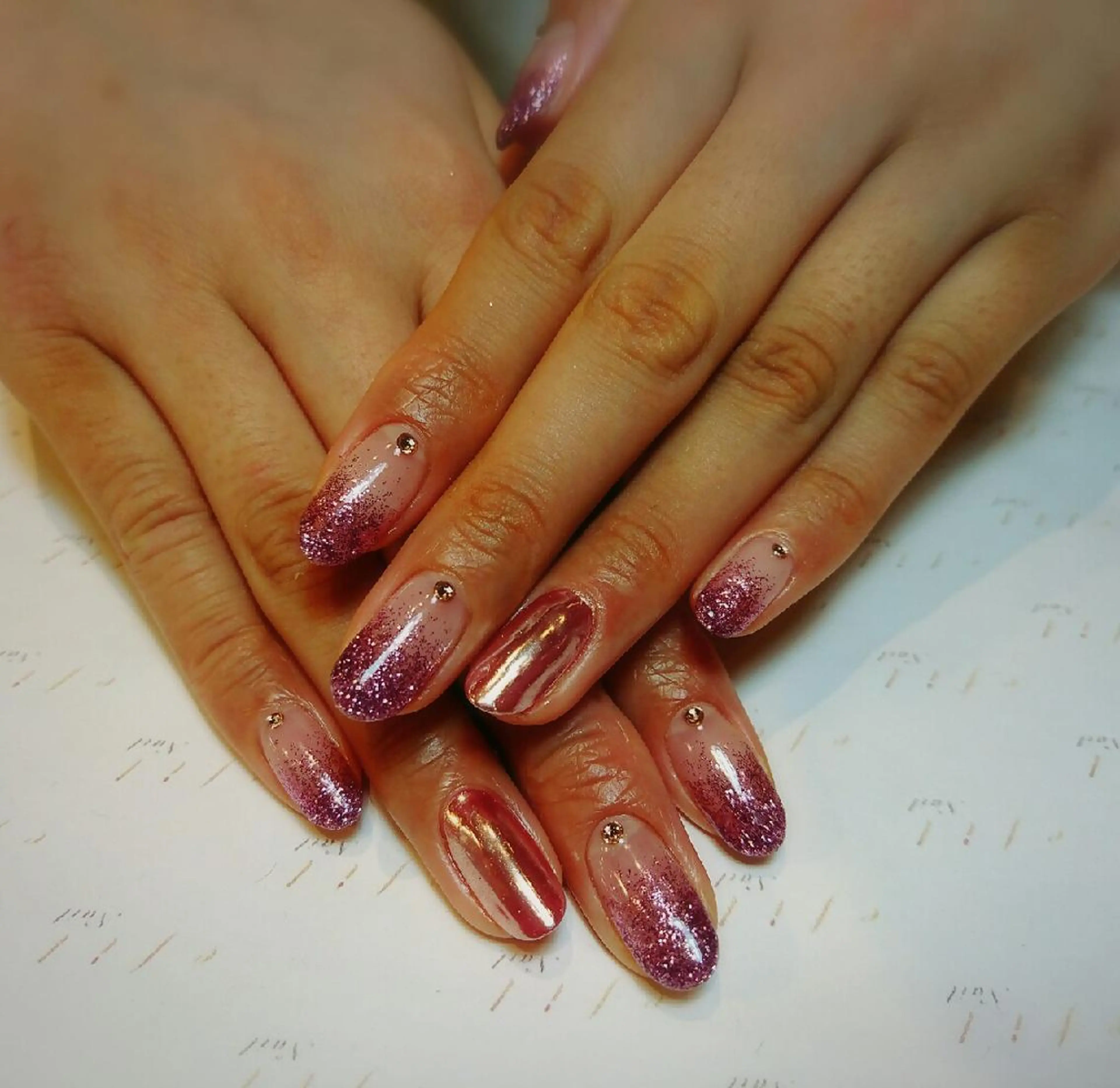 ネイル ミラーネイル ストーンネイル みー shakushiroのネイルデザイン