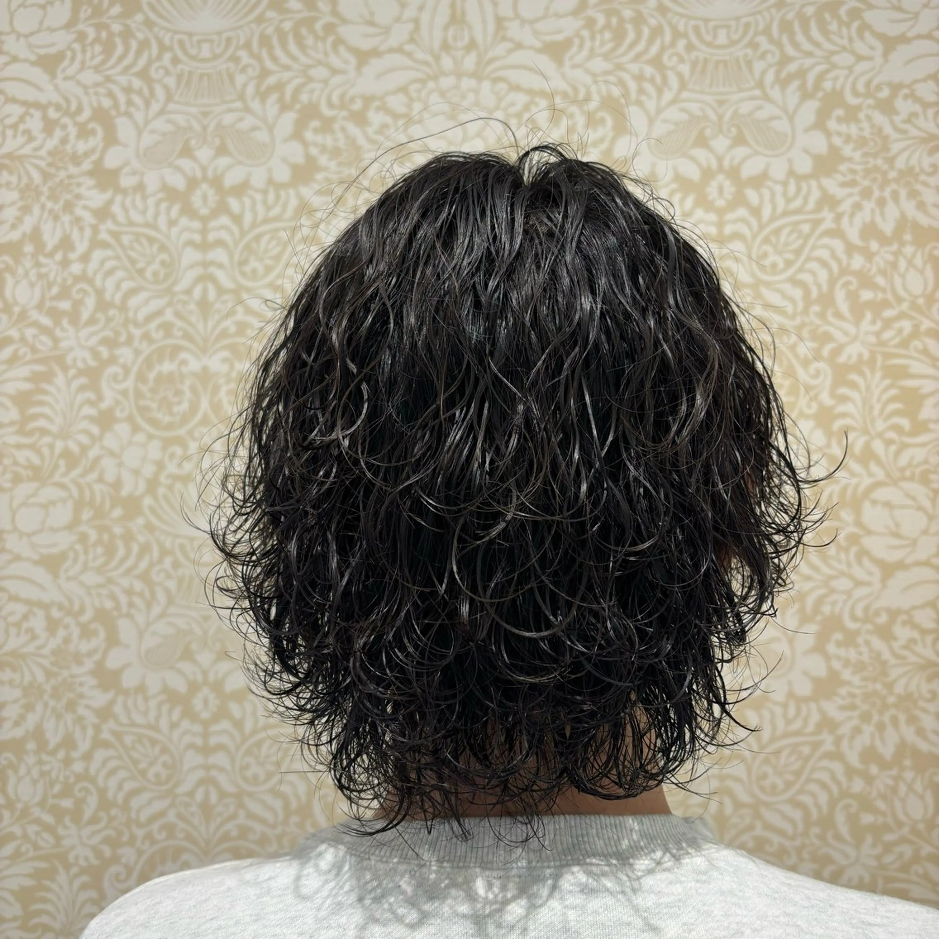 今大流行り✨　カット+波巻きパーマ🧑‍🦱の写真