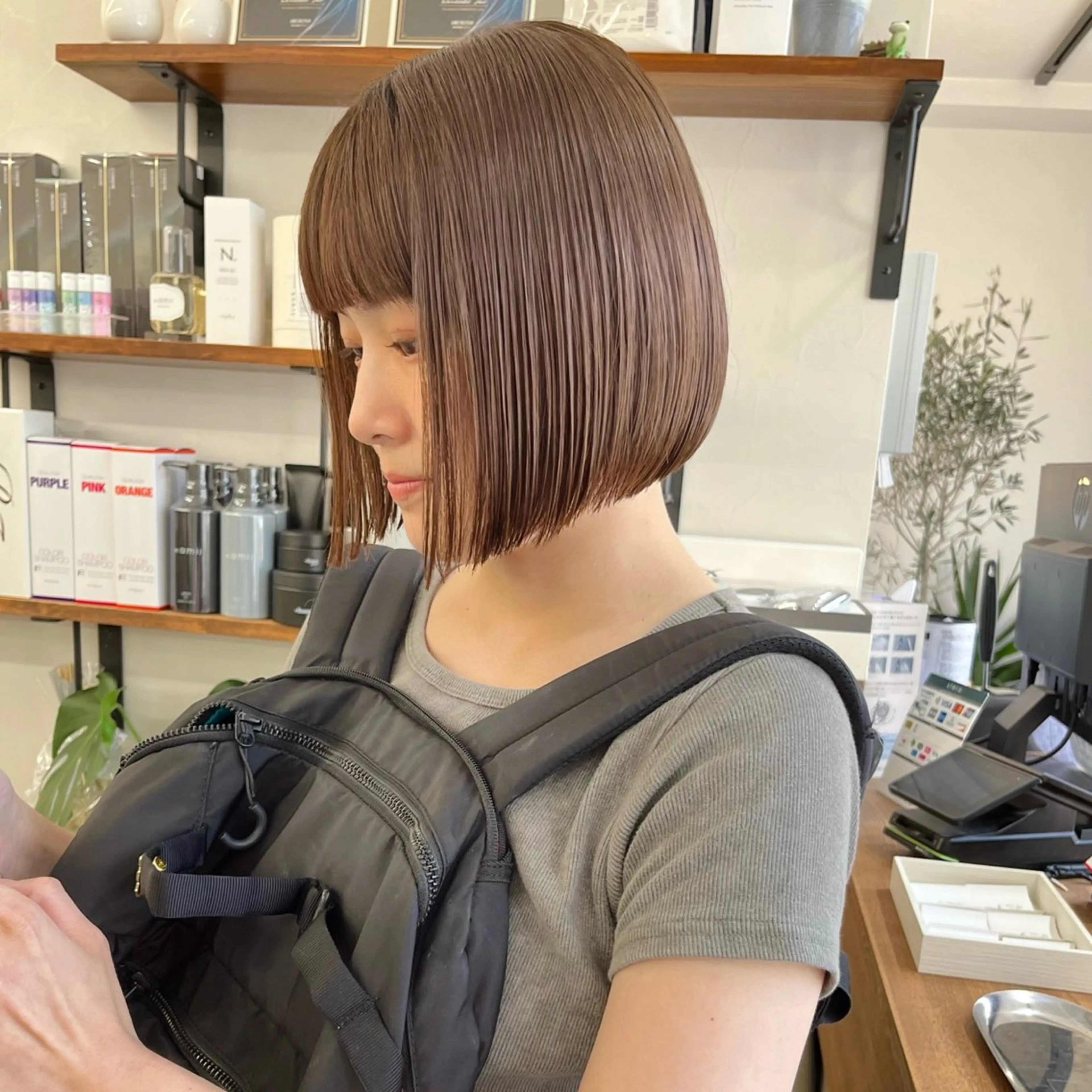 ショート カラー ブリーチ ブラウンカラー ブリーチなしカラー ボブ 髪質改善 カット ヘアカラー トリートメント 初めてのショート お任せください✂️のヘアスタイル