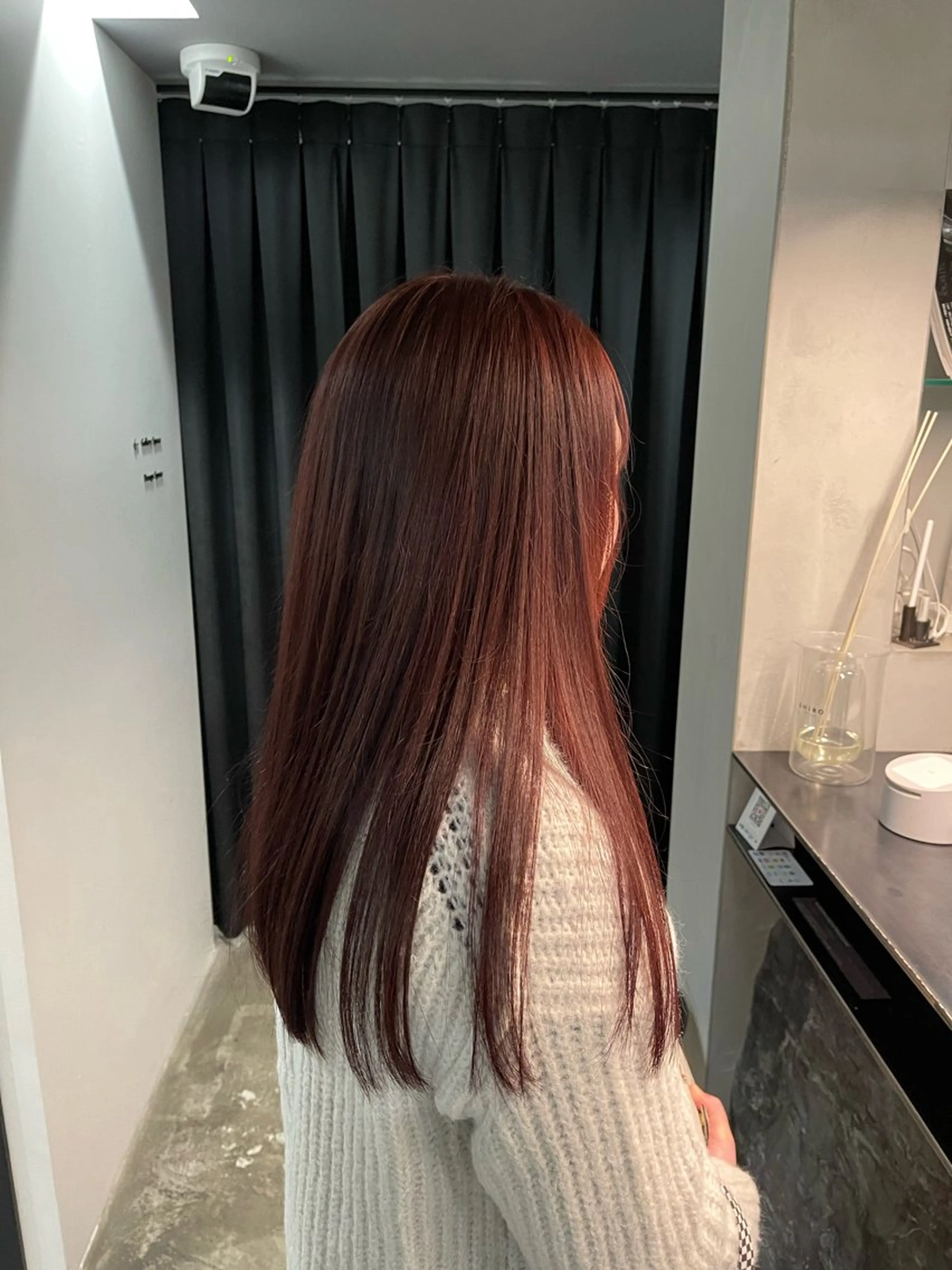 ロング カラー ブリーチ ブラウンカラー ブリーチなしカラー ピンクカラー ピンクブラウン inchelsea ririkaのヘアスタイル