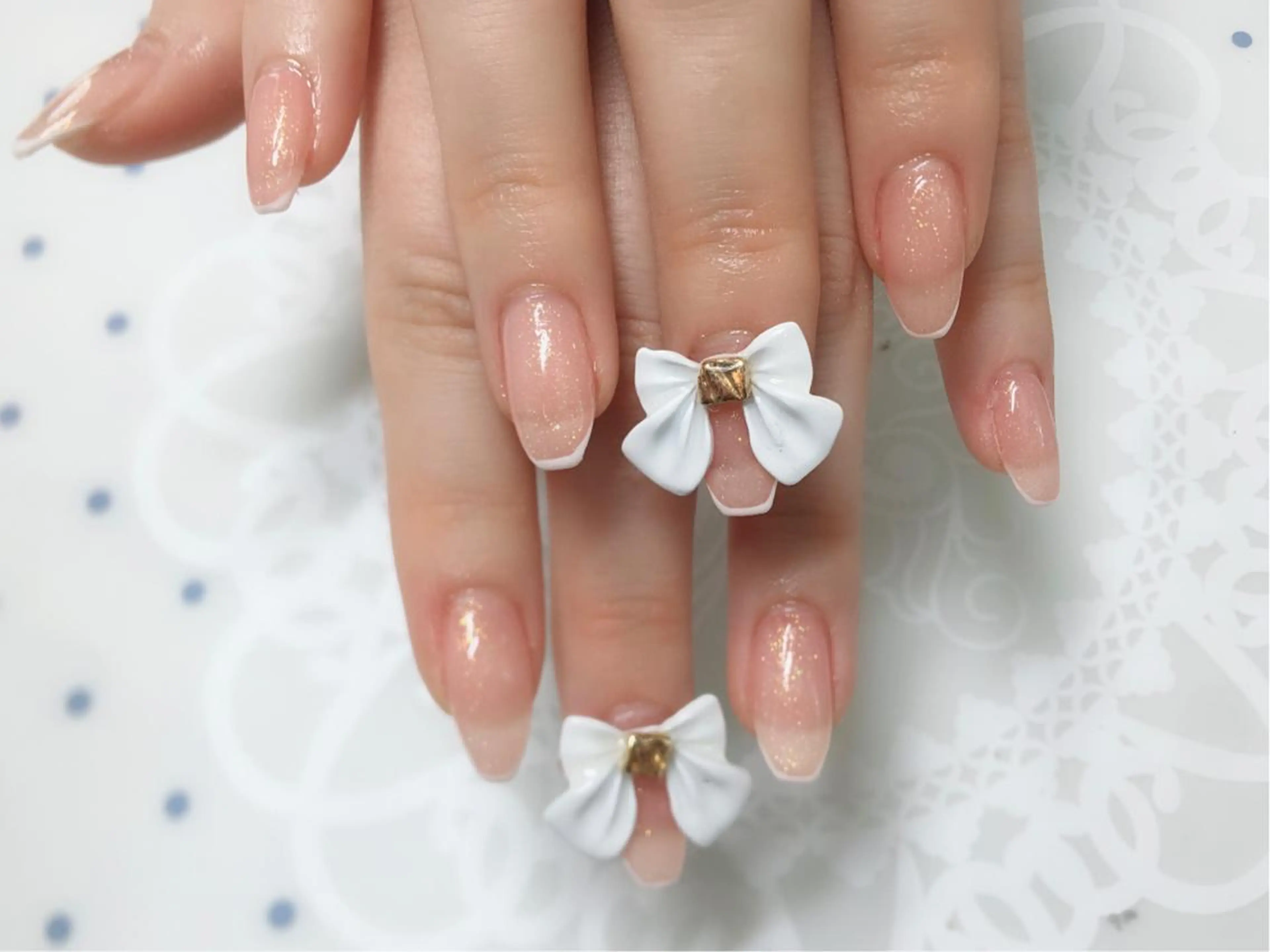 ネイル アートネイル オーロラネイル 成人式 ドット フラワーネイル 🌸Nail&Eye KAKU🌸のネイルデザイン