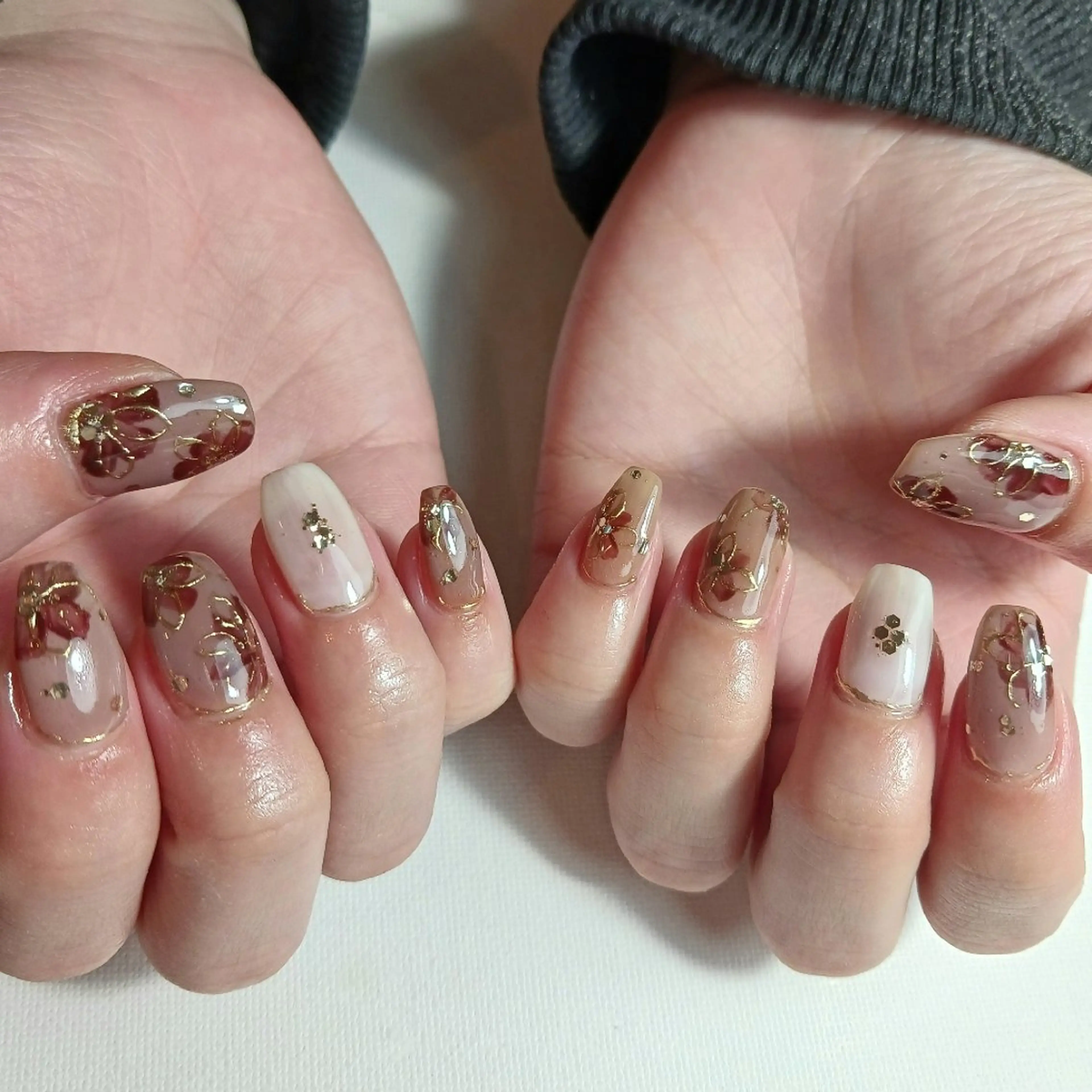 ネイル ブラウン フラワーネイル ジェルネイル ミラーネイル ニュアンスネイル ハンドネイル owlnail /持込みデザイン専門のネイルデザイン