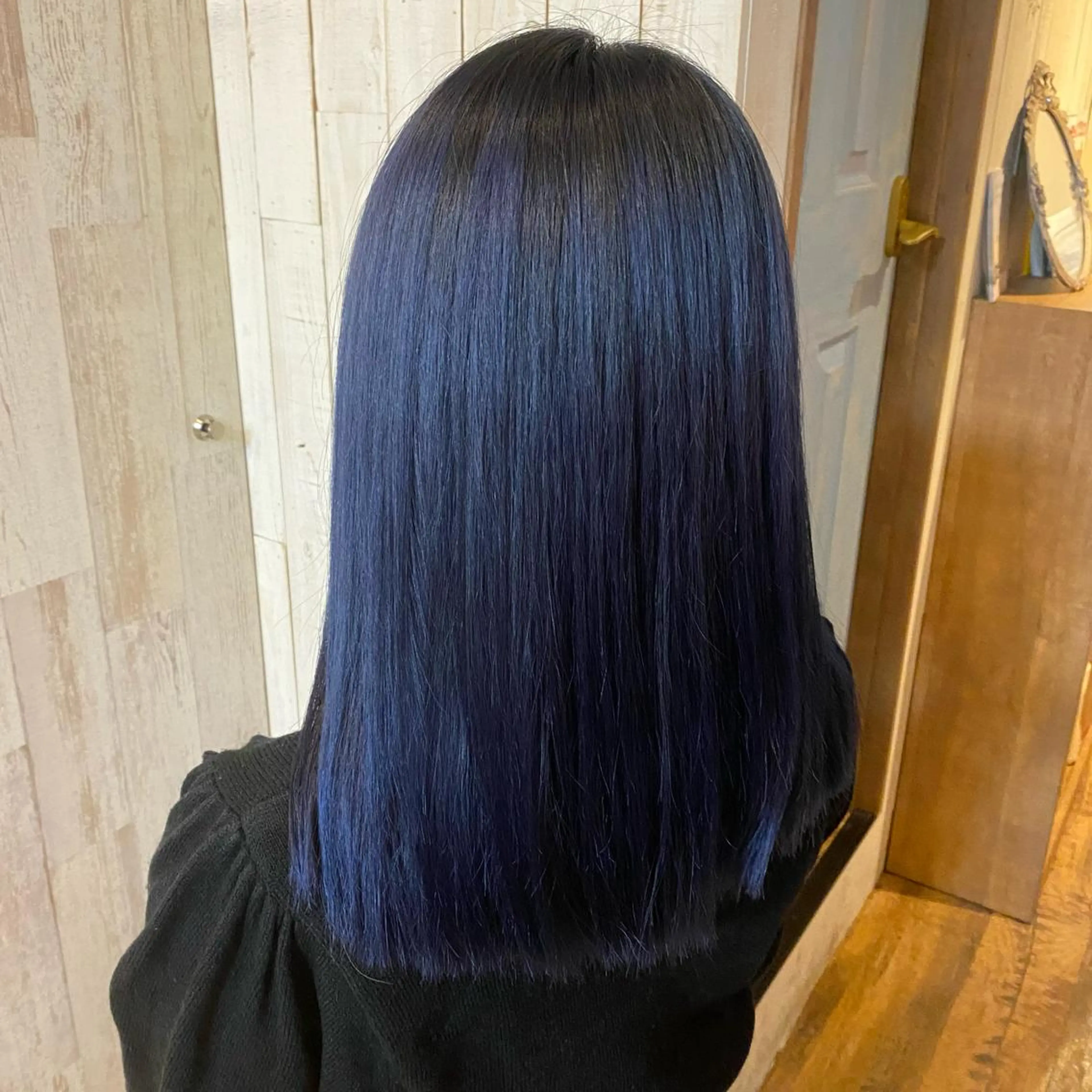 カラー ブリーチ ブルーカラー ヘアカラー Ayaka🩰🎀 ガーリー/暖色♡のヘアスタイル