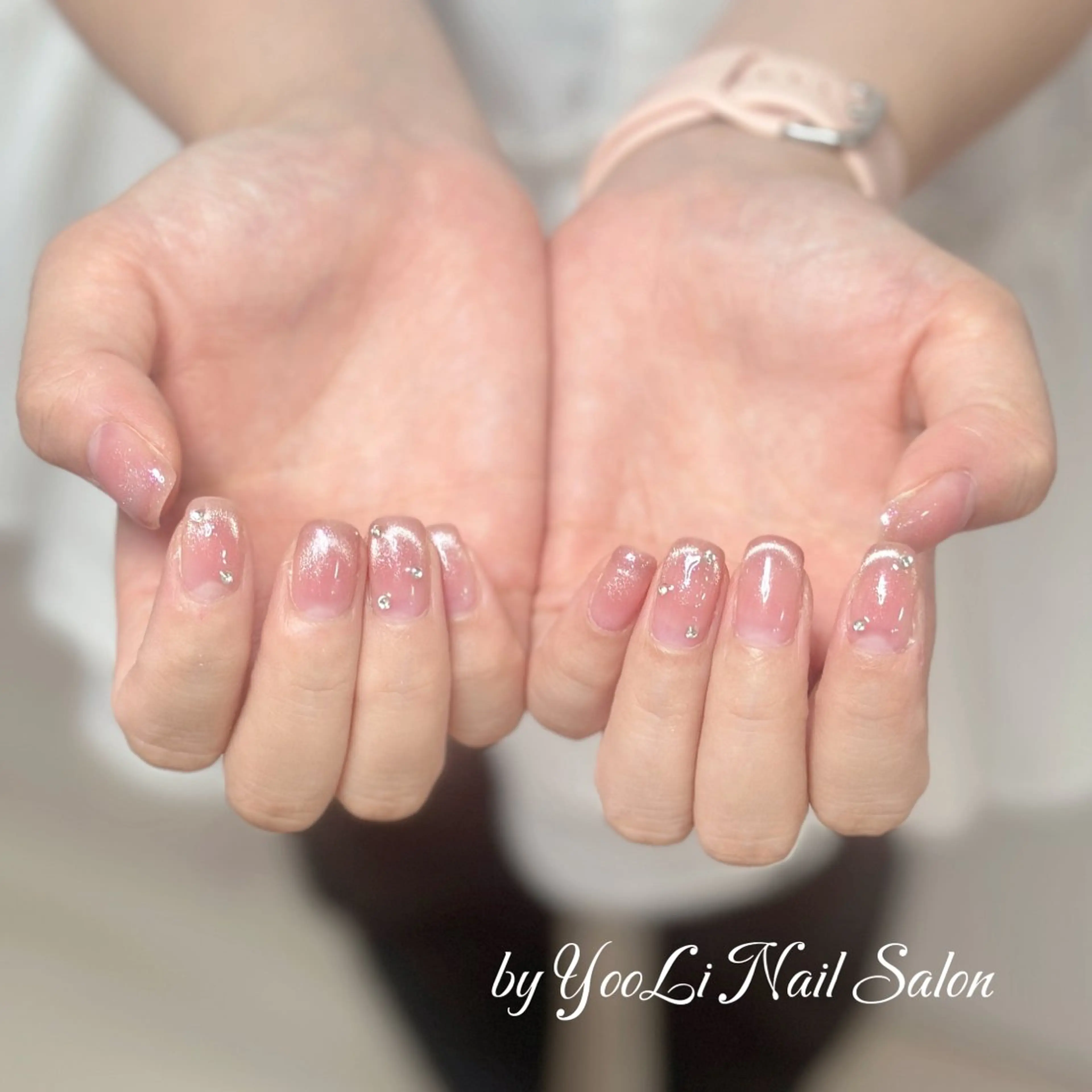 ネイル アートネイル オーロラネイル チークネイル フレンチネイル ガラスフレンチ 🎀YooLi Nail salonのネイルデザイン