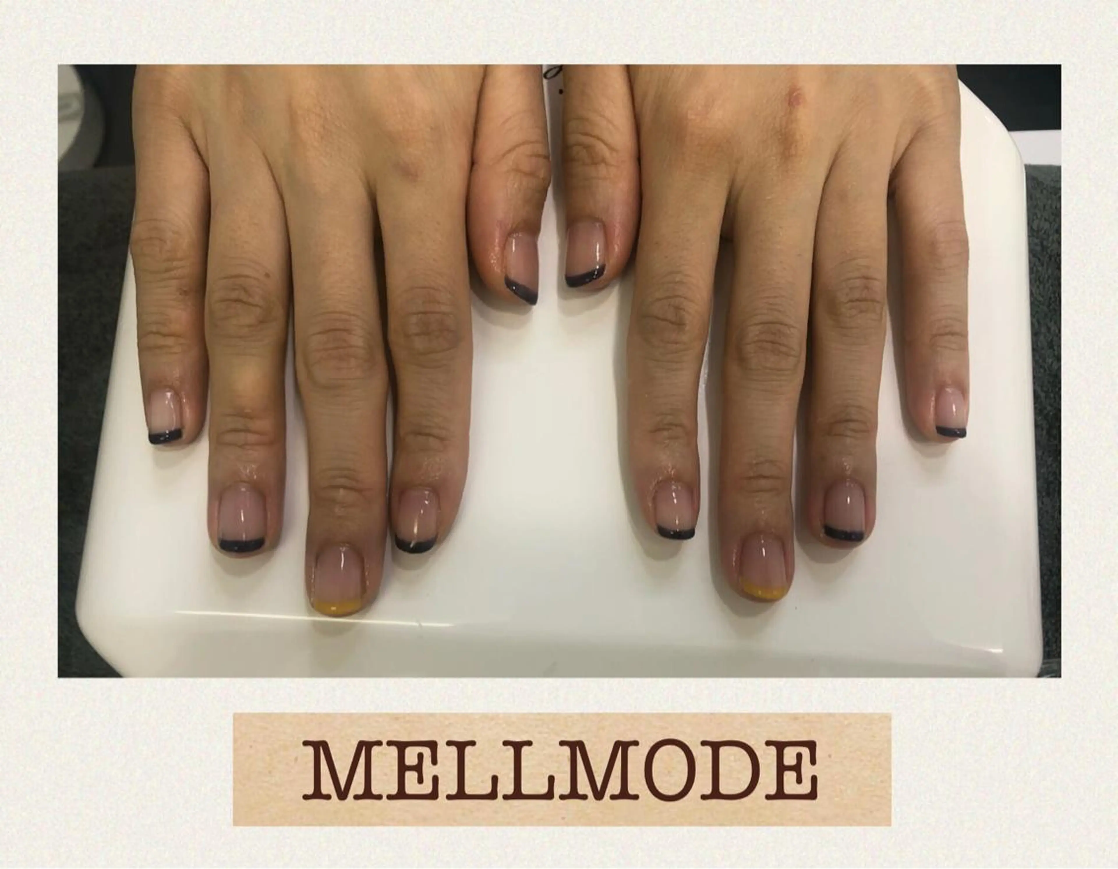 ネイル ブルー クリアネイル フレンチネイル 黄色 ハンドネイル Nakano Kanaのネイルデザイン