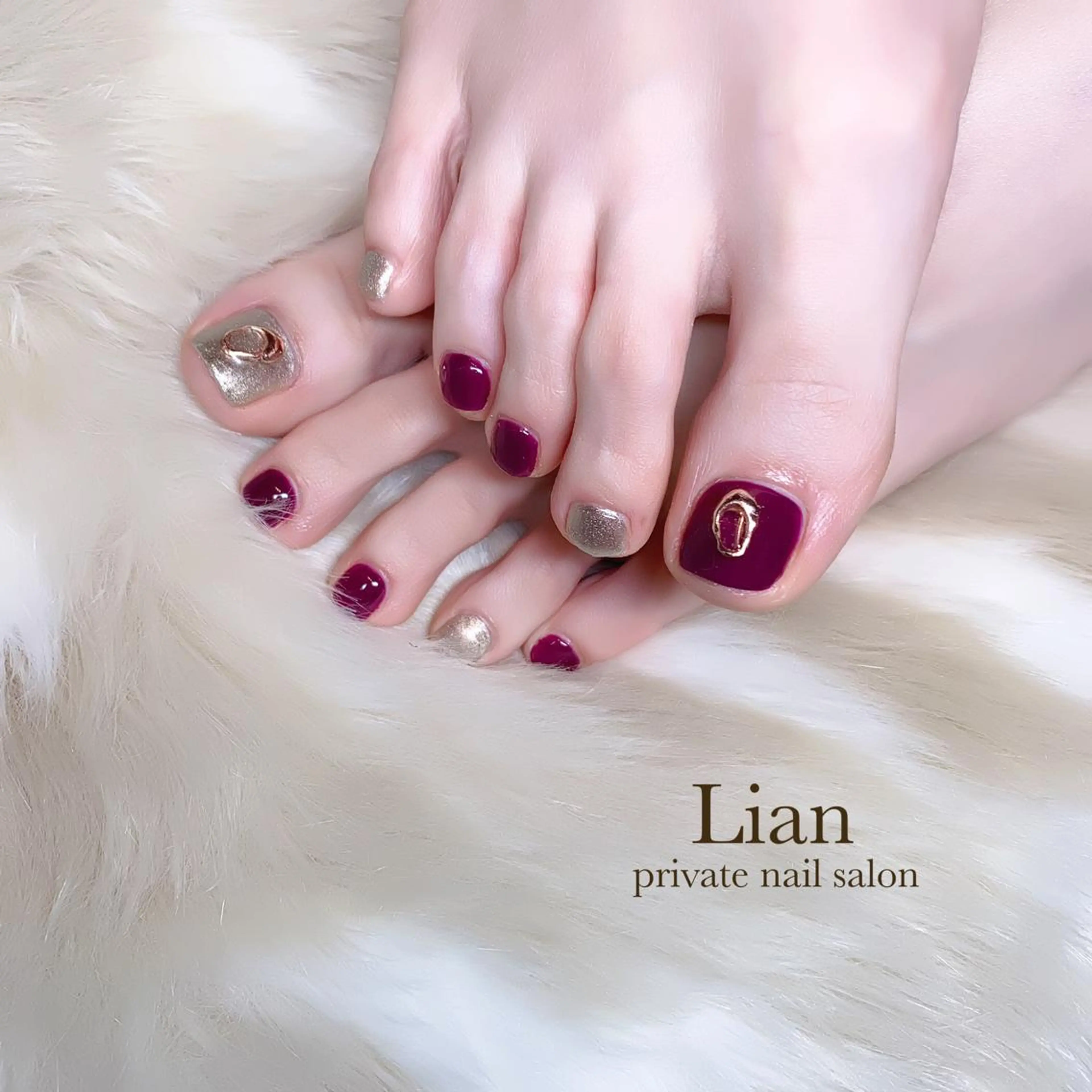 ネイル フットネイル キラキラネイル フットネイル nailsalon Lenoaのネイルデザイン