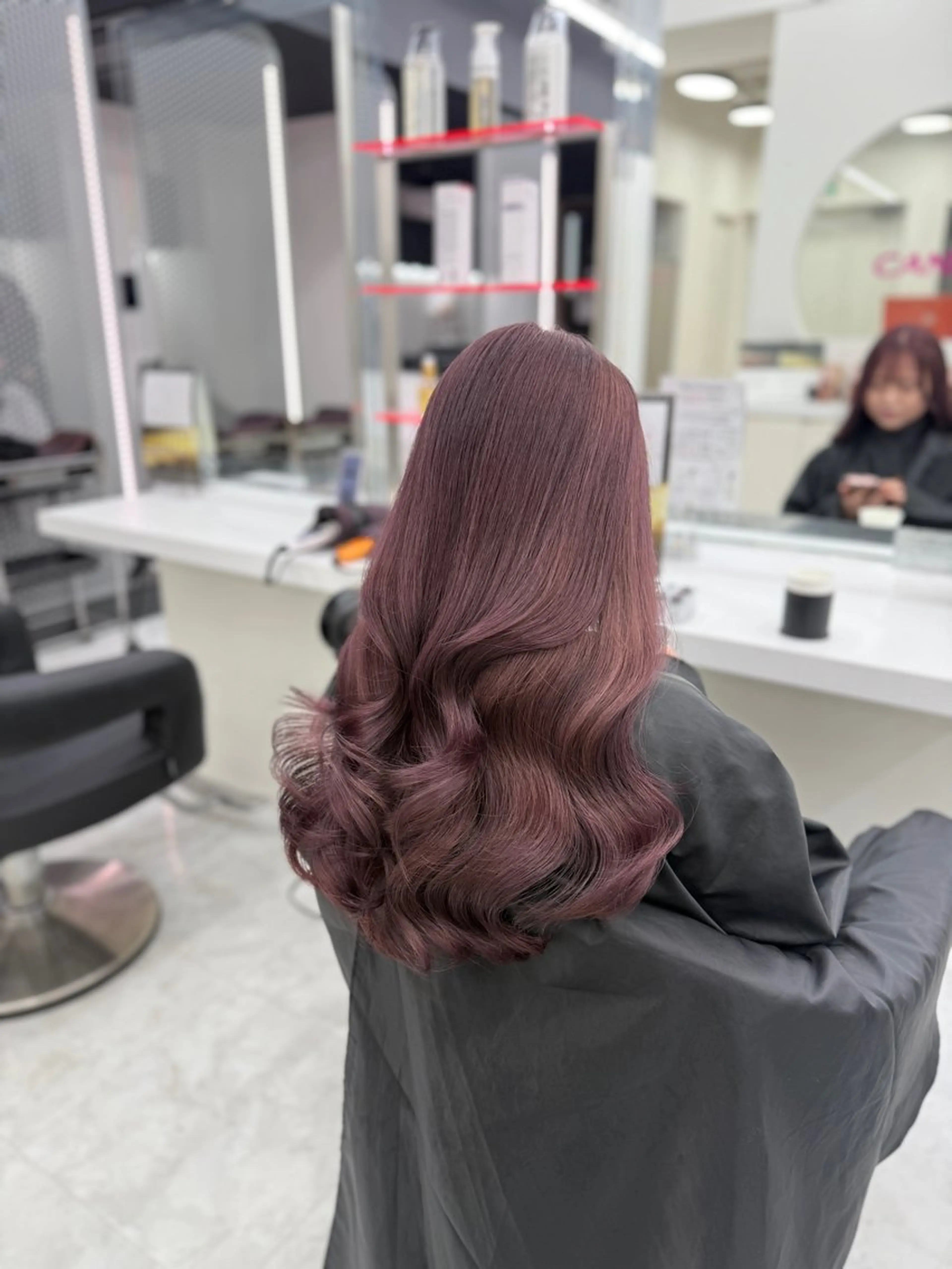 ロング カラー ヘアアレンジ ブリーチ グレージュ ラベンダーカラー ラベンダーグレージュ ラベンダーグレー 🎀Girly艶髪カ ラー🎀Harukaのヘアスタイル