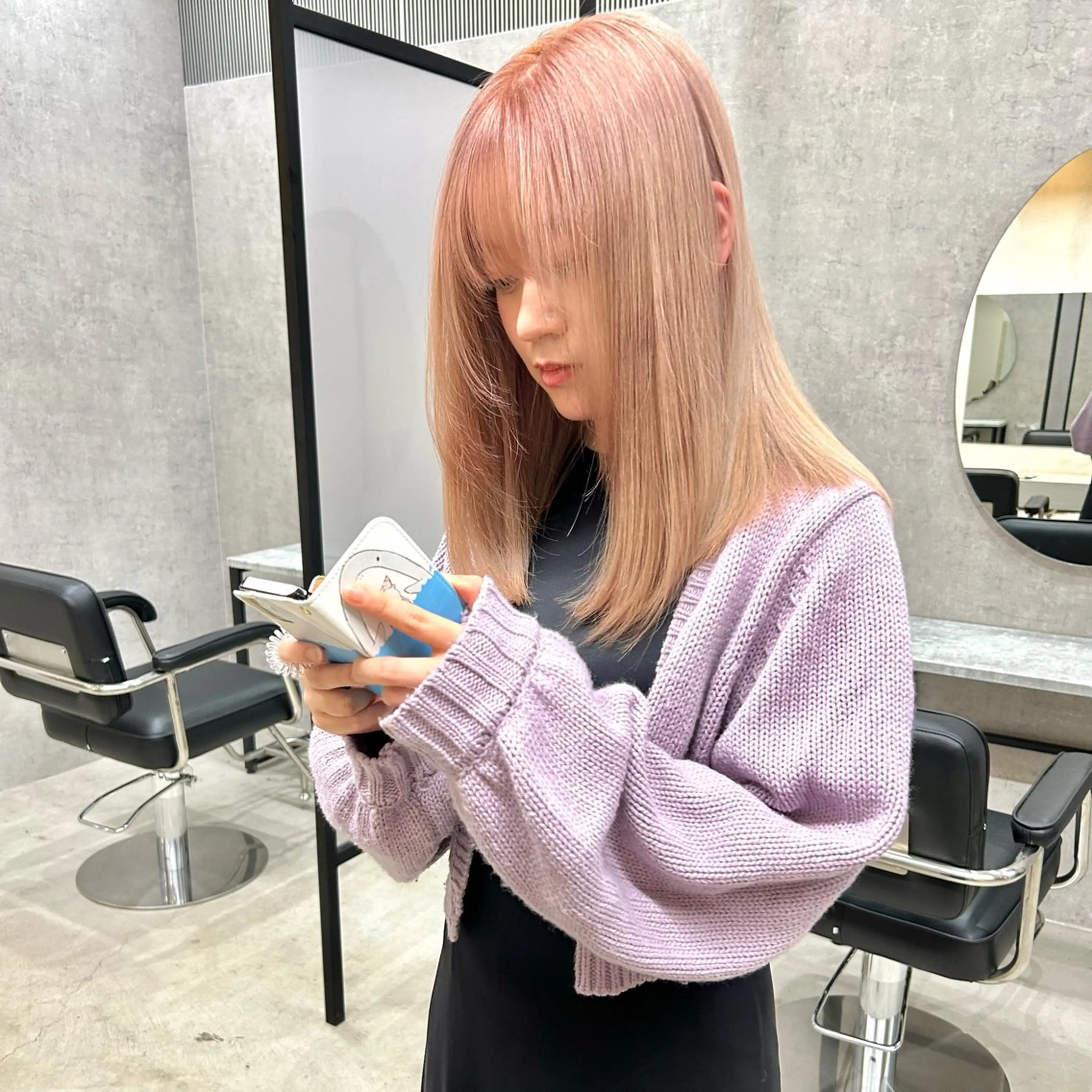 ミディアム カラー カット ヘアカラー トリートメント 一ノ瀬 暁のヘアスタイル