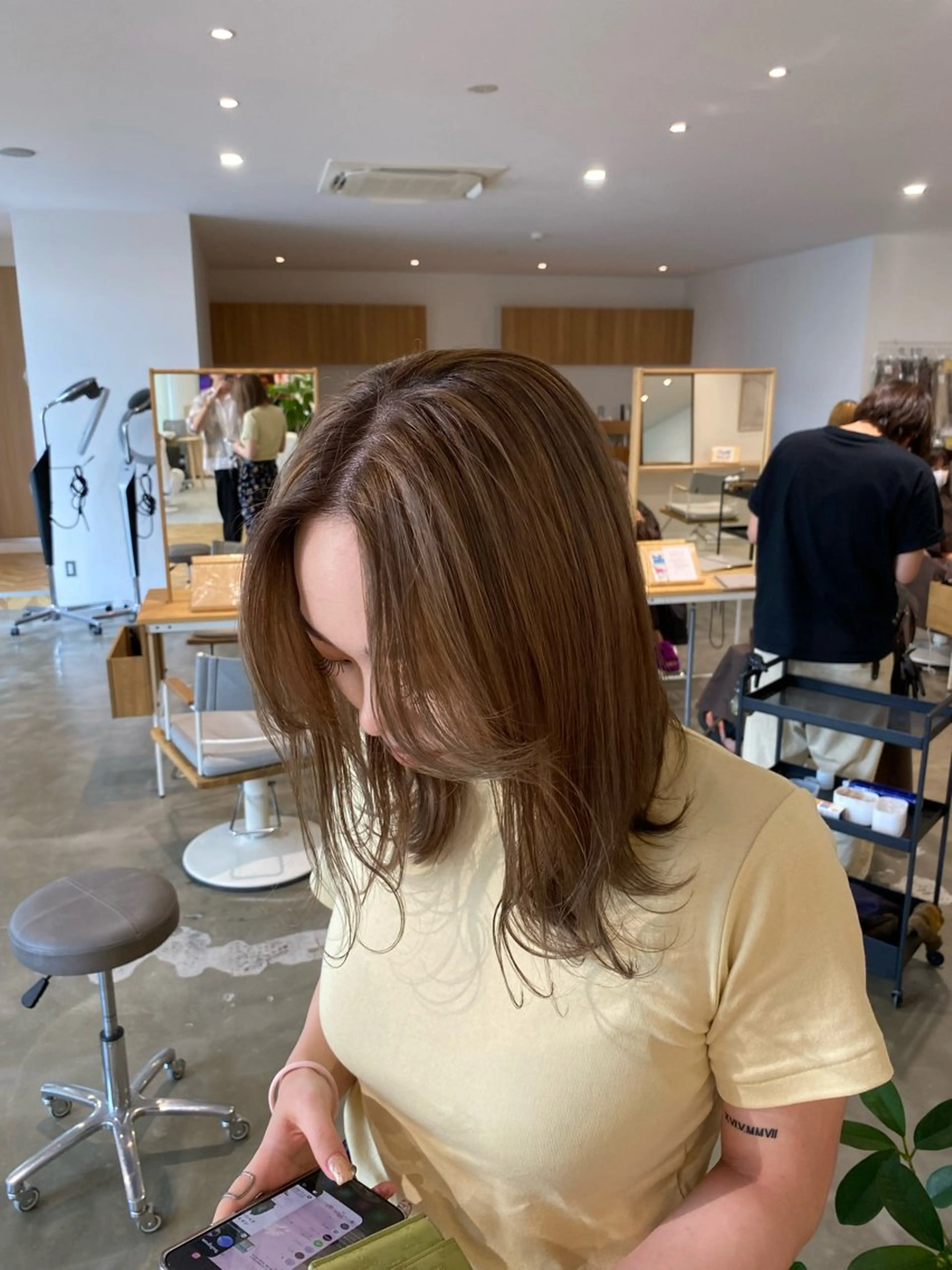 ミディアム カラー yate'/ Wカラー/小出捷也のヘアスタイル