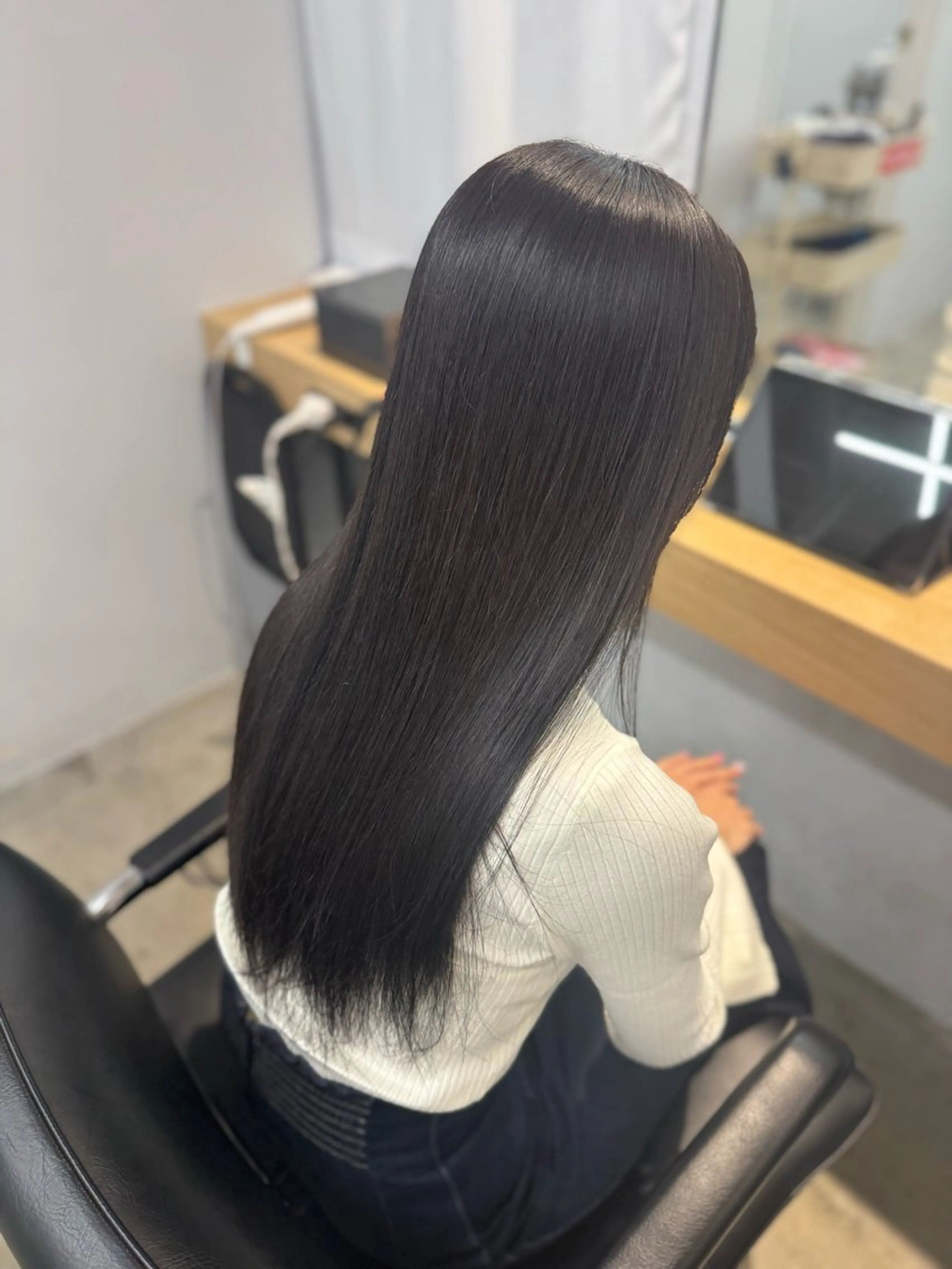 ロング ヘアカラー leo/ロング／ レイヤーカット⛈️のヘアスタイル