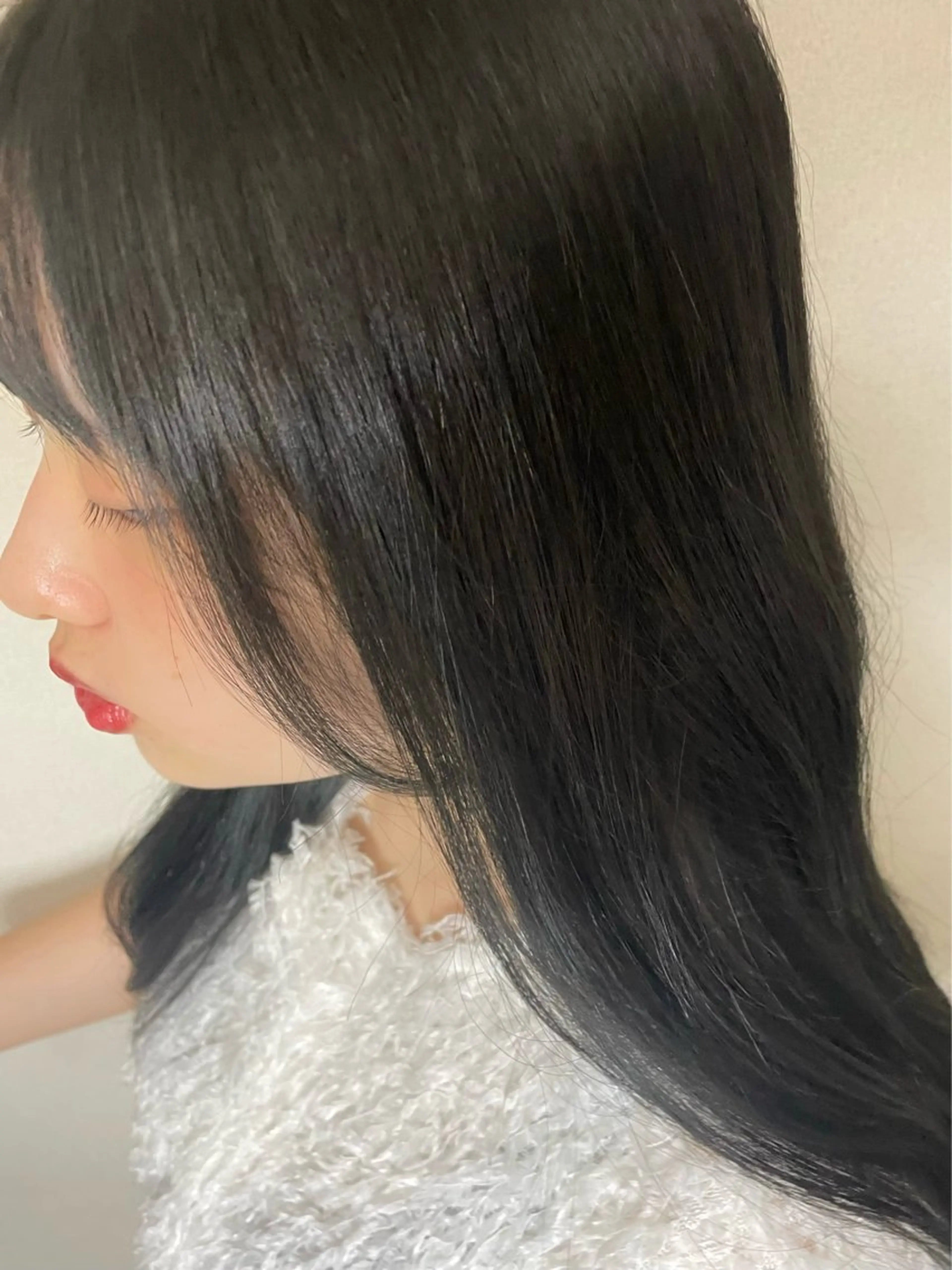 ロング カラー shiro.kobe 森彩華のヘアスタイル