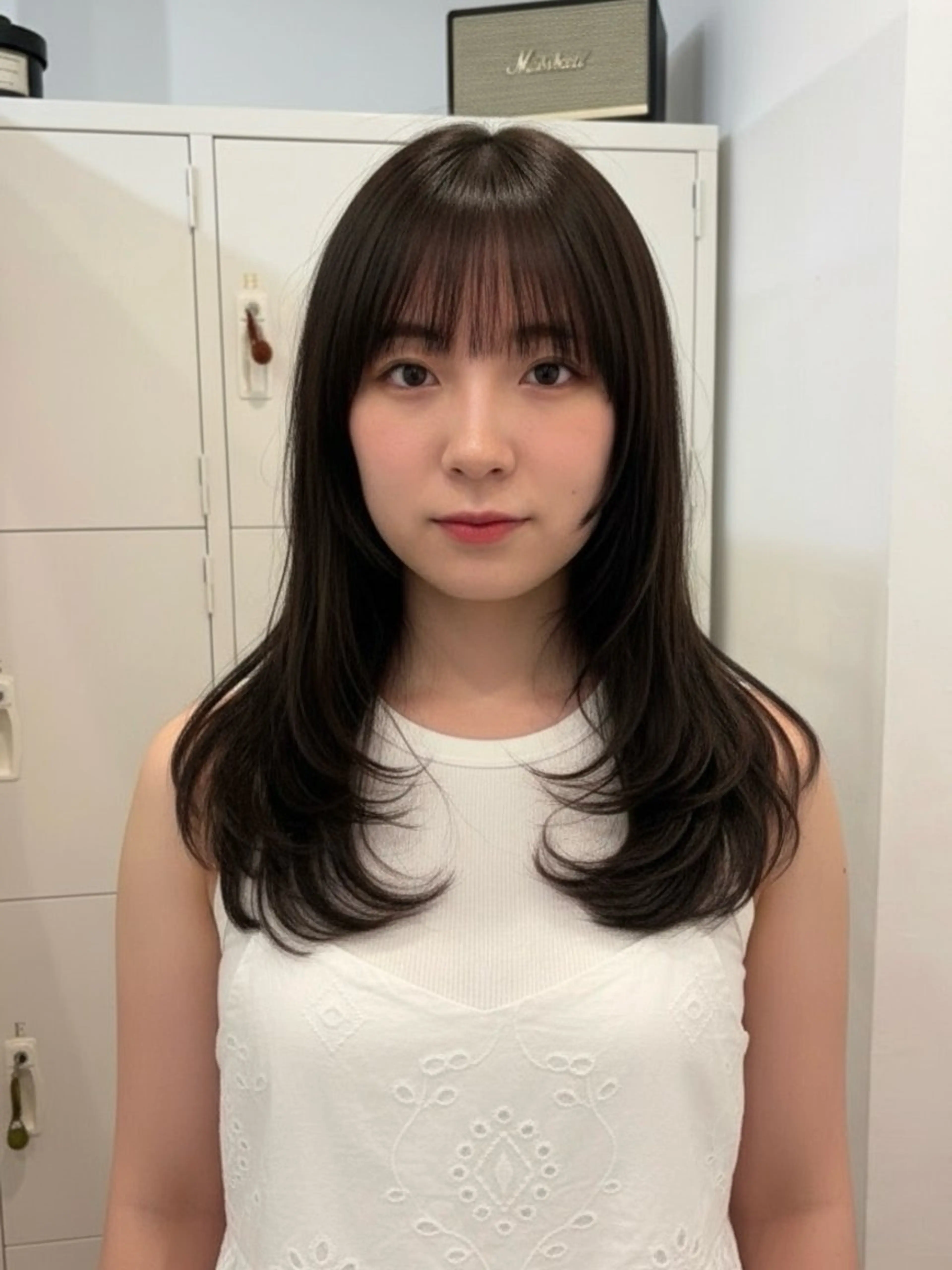 セミロング カラー アディクシーカラー 透明感カラー くびれヘア 顔まわりレイヤー 韓国風ヘア 韓国レイヤーカット 🫧大阪梅田レイヤーのヘアスタイル