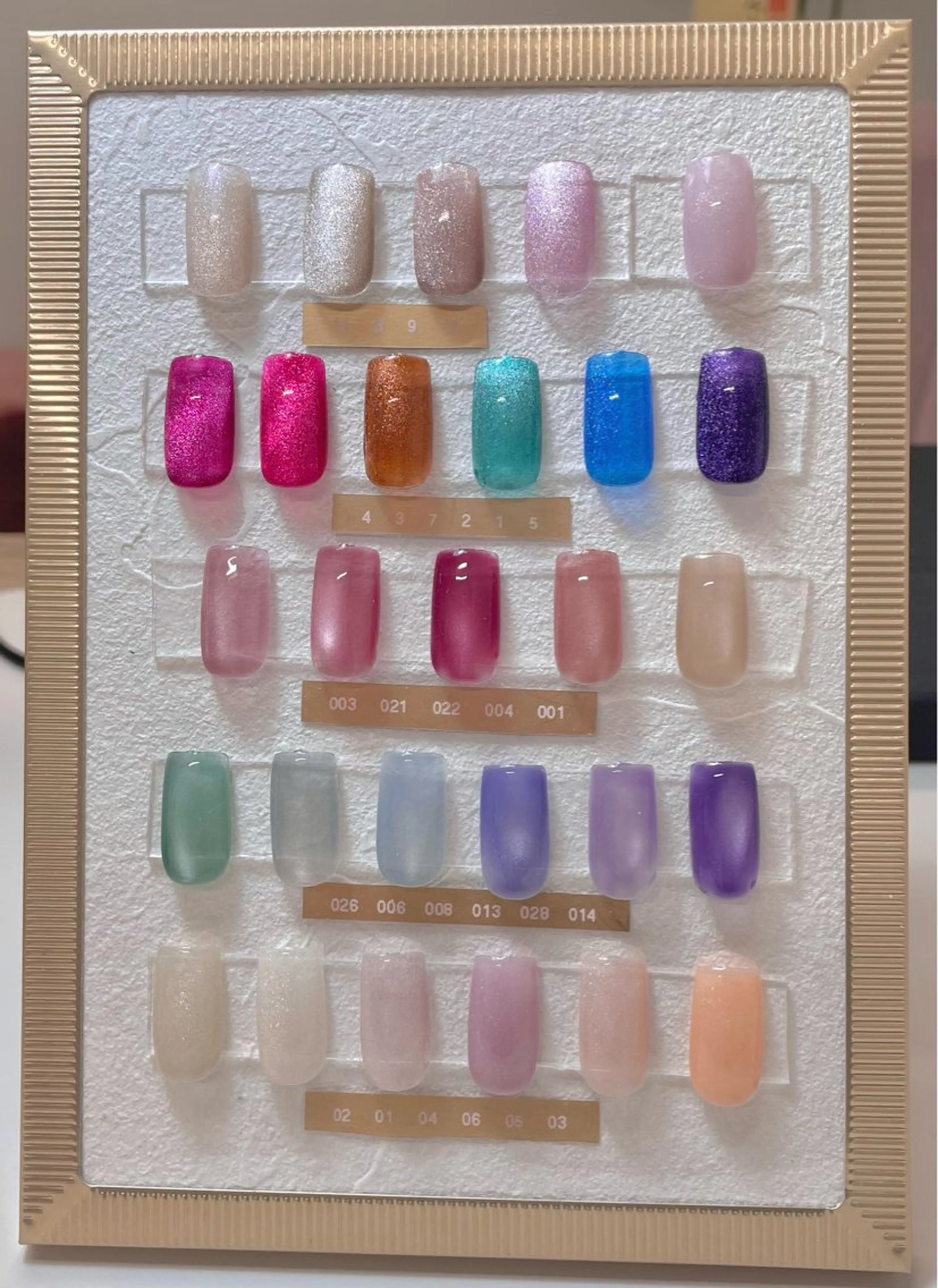 ネイル Nailist. emiのネイルデザイン