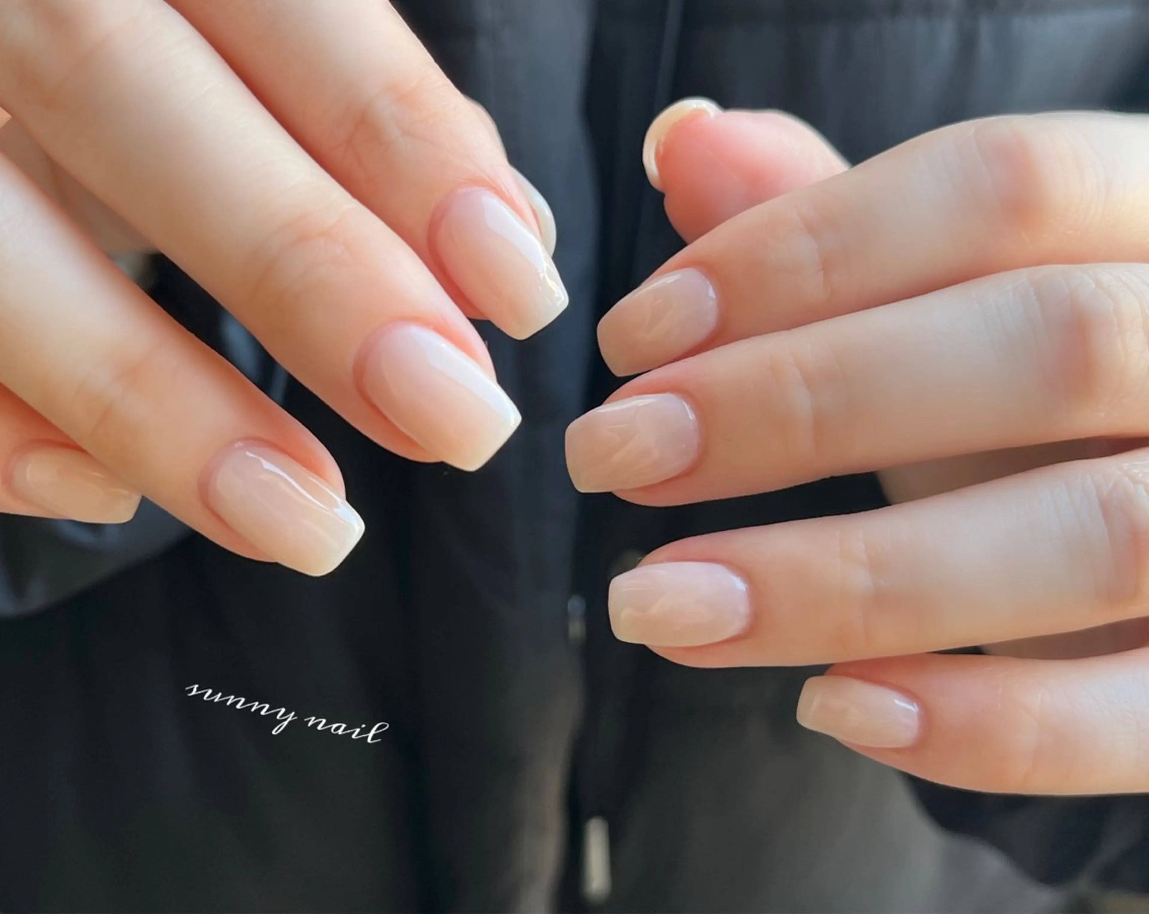 ネイル ジェルネイル ワンカラーネイル パラジェル ホワイト ハンドネイル ハンドケア sunny nailのネイルデザイン