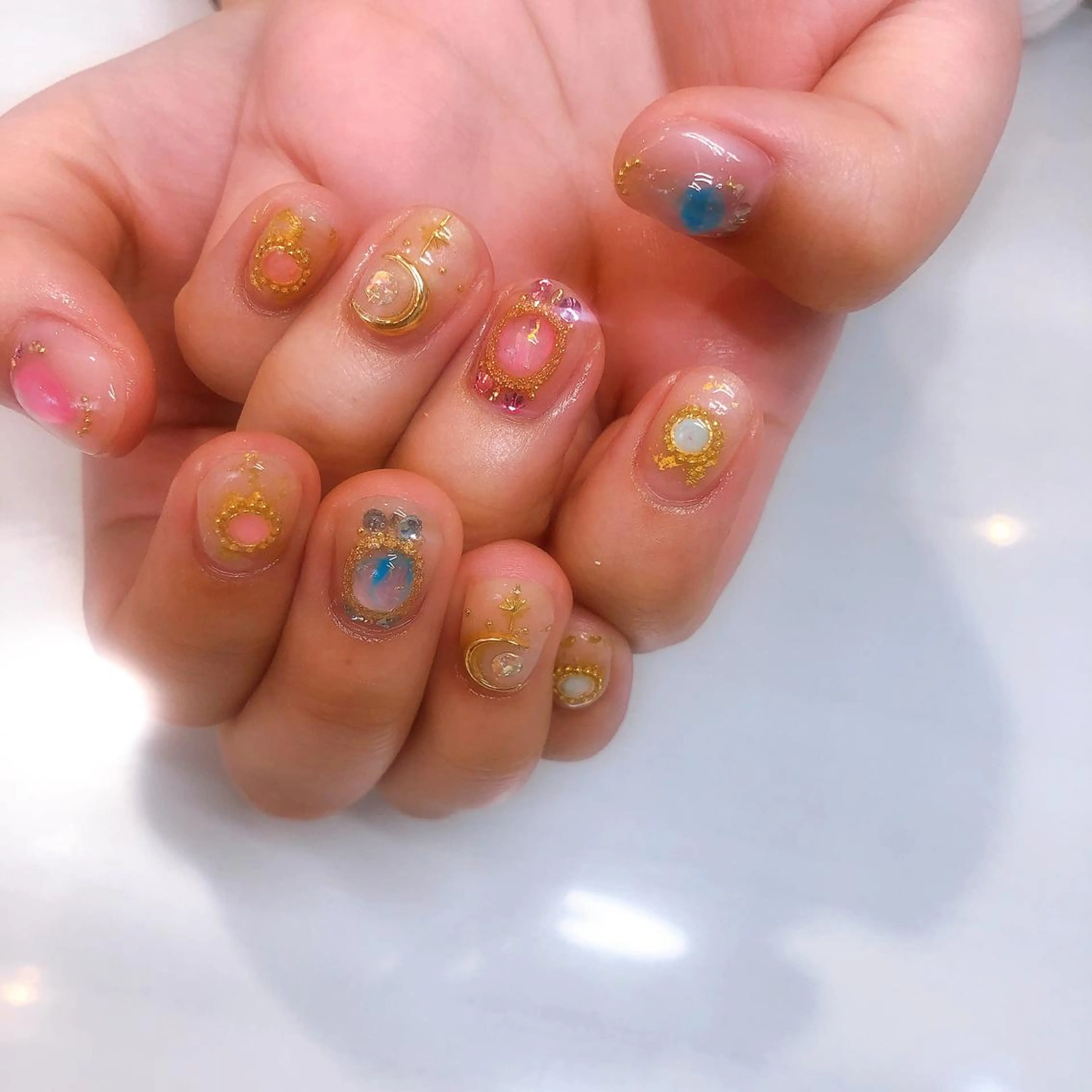 ネイル 原 麻耶のヘアスタイル