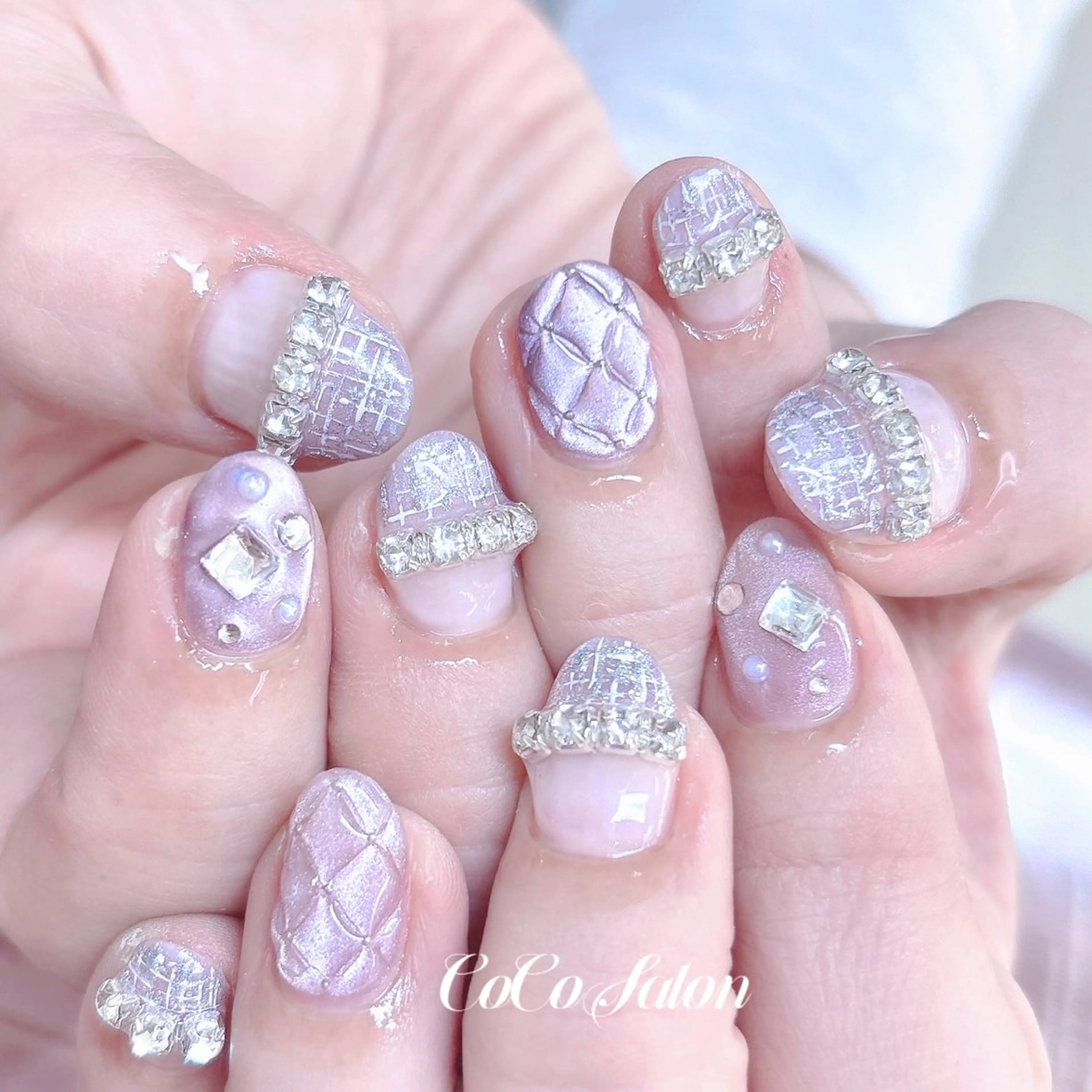 ネイル フレンチネイル ジェルネイル ゴージャス キラキラネイル オフィスネイル ハンドネイル CoCoSalon ネイル/まつ毛予約のネイルデザイン