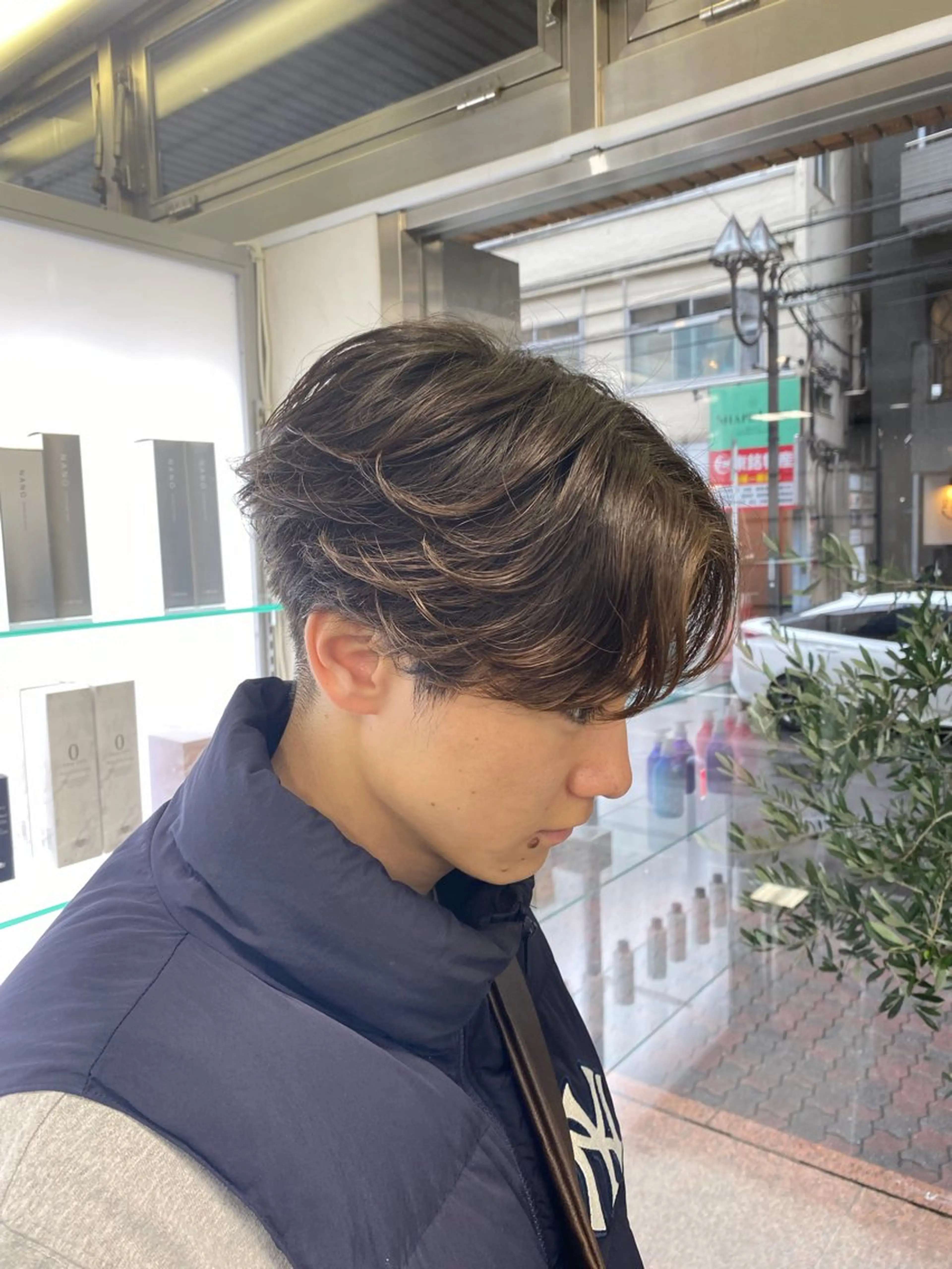 ショート メンズ フェザーパーマ メンズパーマ カット パーマ 飯田 祥哉のヘアスタイル