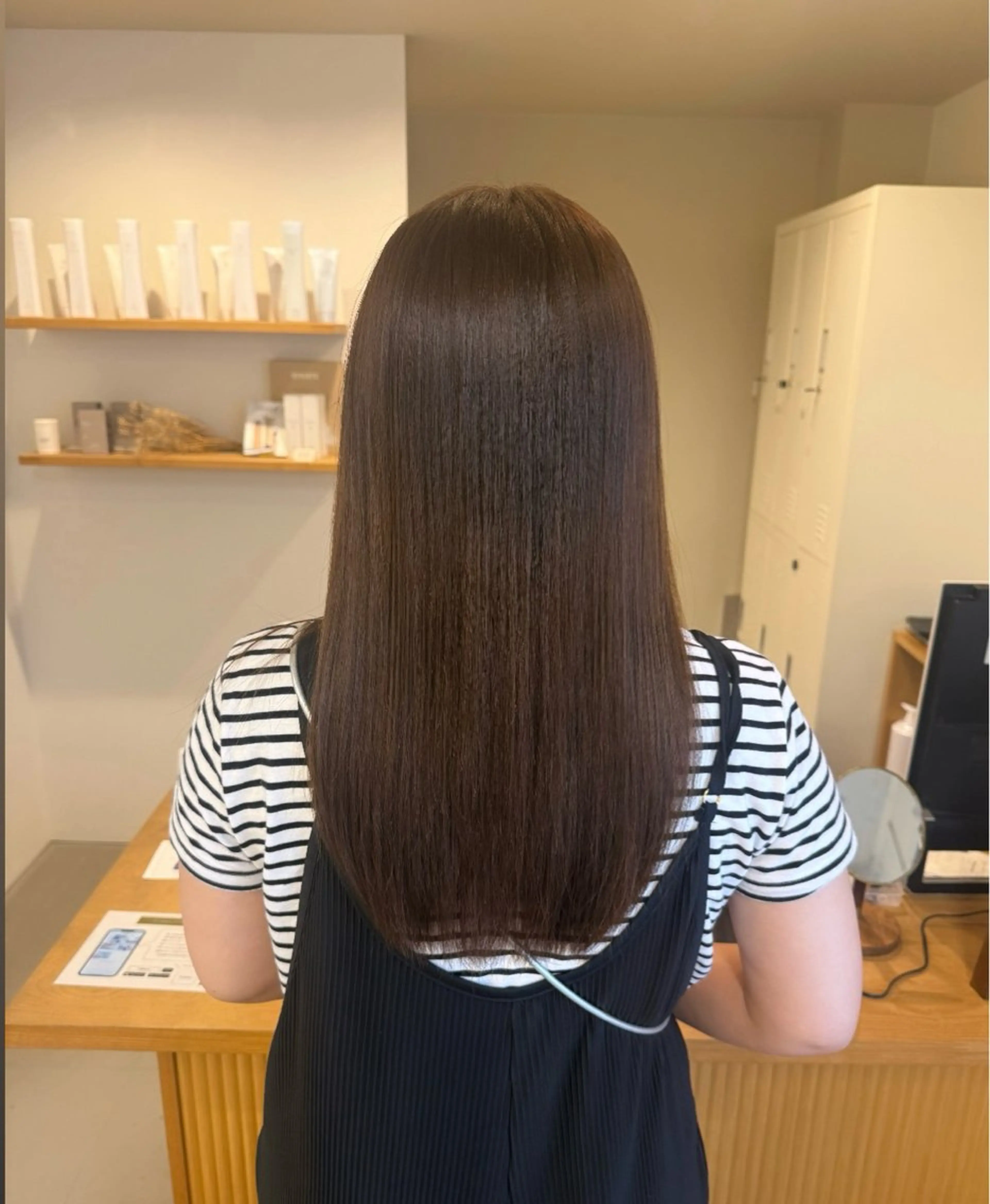 カラー 新美 あかねのヘアスタイル