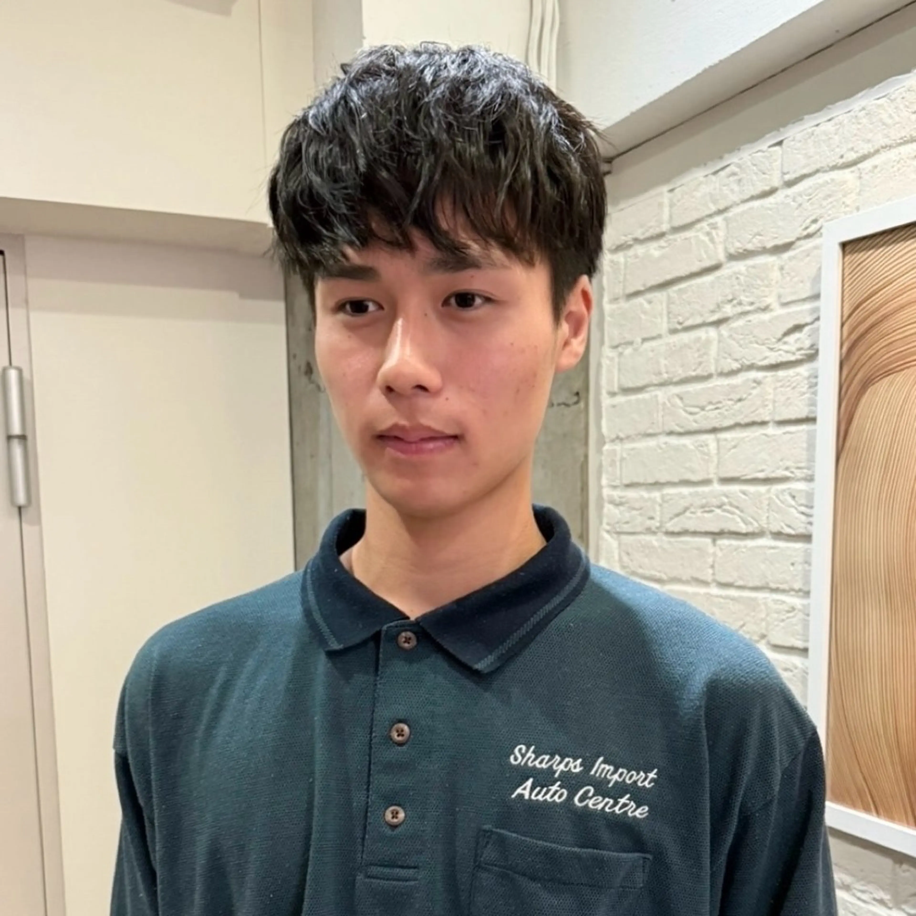 ミディアム メンズ ミディアムパーマ センターパート ダウンパーマ フェザーパーマ メンズパーマ カット ニュアンスパーマ 田形清流のヘアスタイル