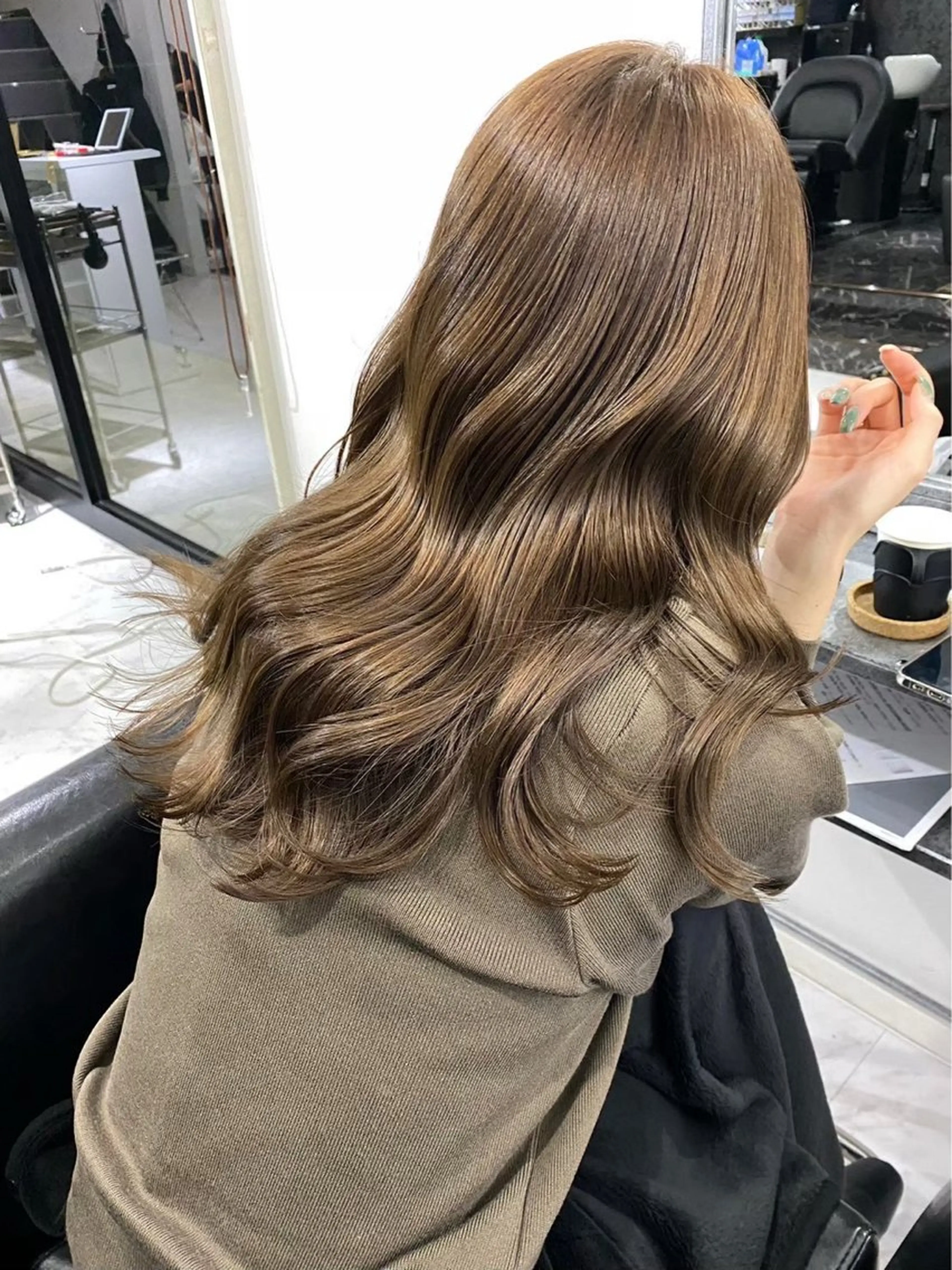ロング ハイトーンカラー / kureaのヘアスタイル