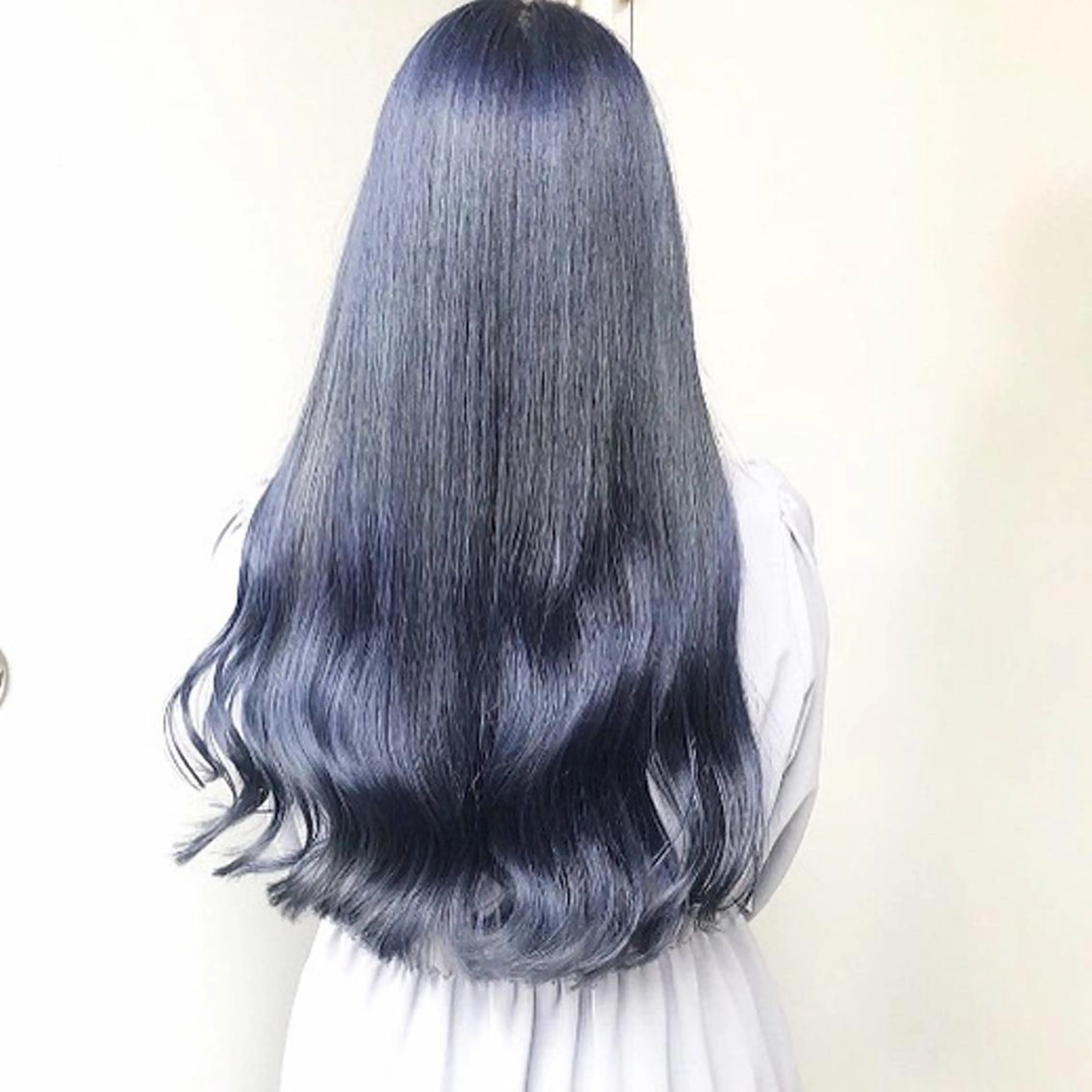 ロング カラー 黒髪 ブルーカラー ブルーブラック ベージュカラー💖 やすひろのヘアスタイル