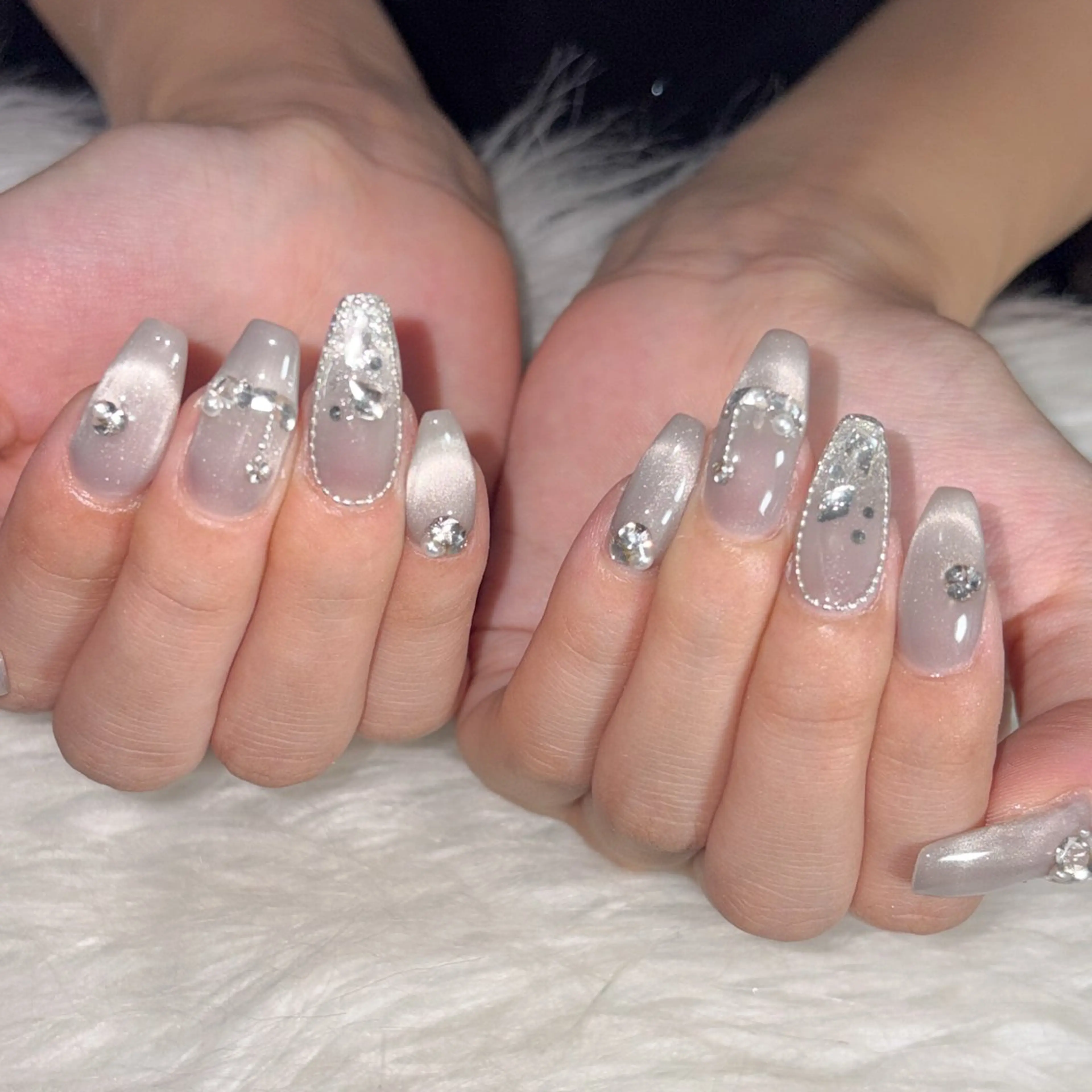 ネイル ハンドネイル LAVISH manaのネイルデザイン