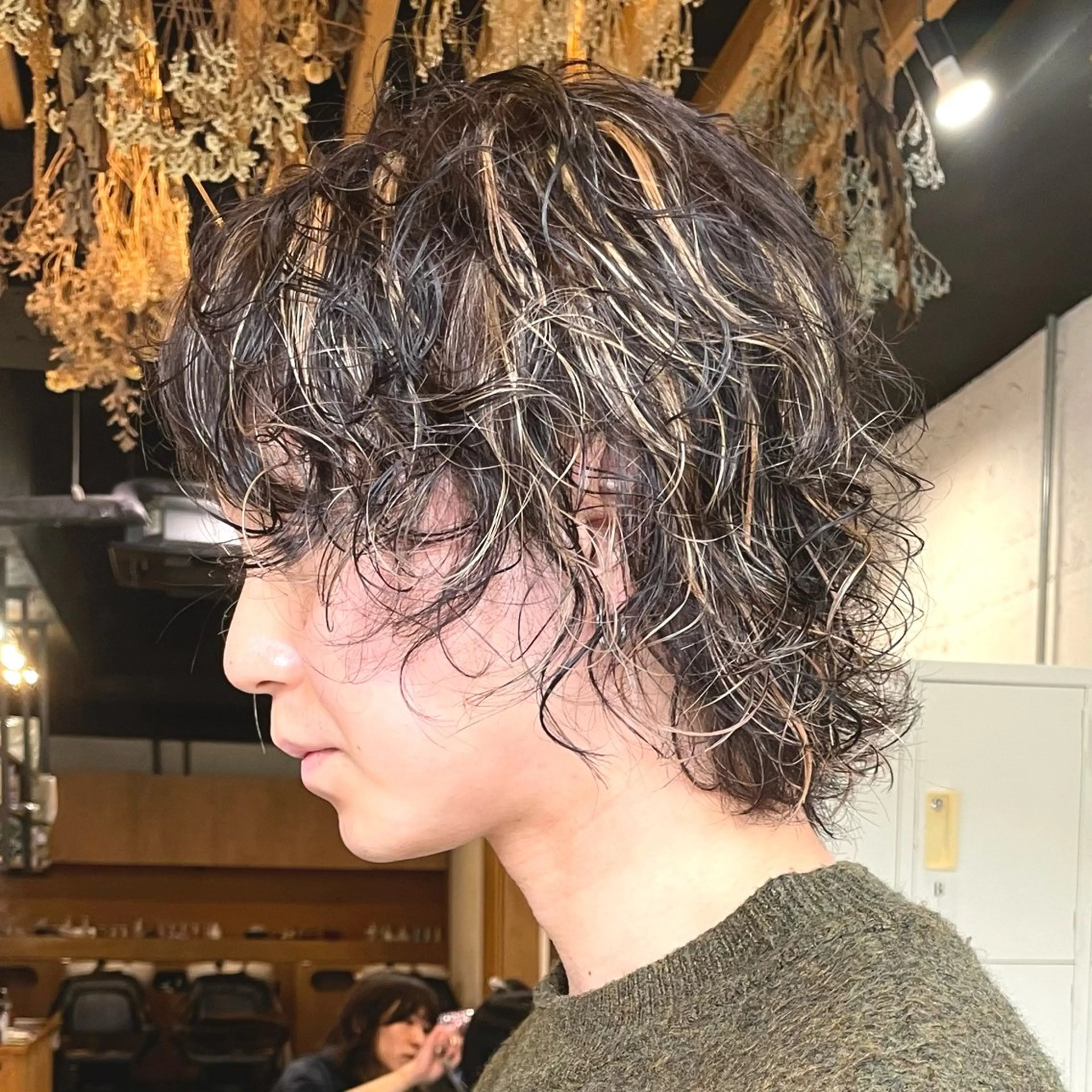 カラー パーマ メンズ メンズハイライト メンズパーマ ハイライトカラー カット ヘアカラー パーマ トリートメント 🔥メンズショート 職人🔥大澤龍也のヘアスタイル