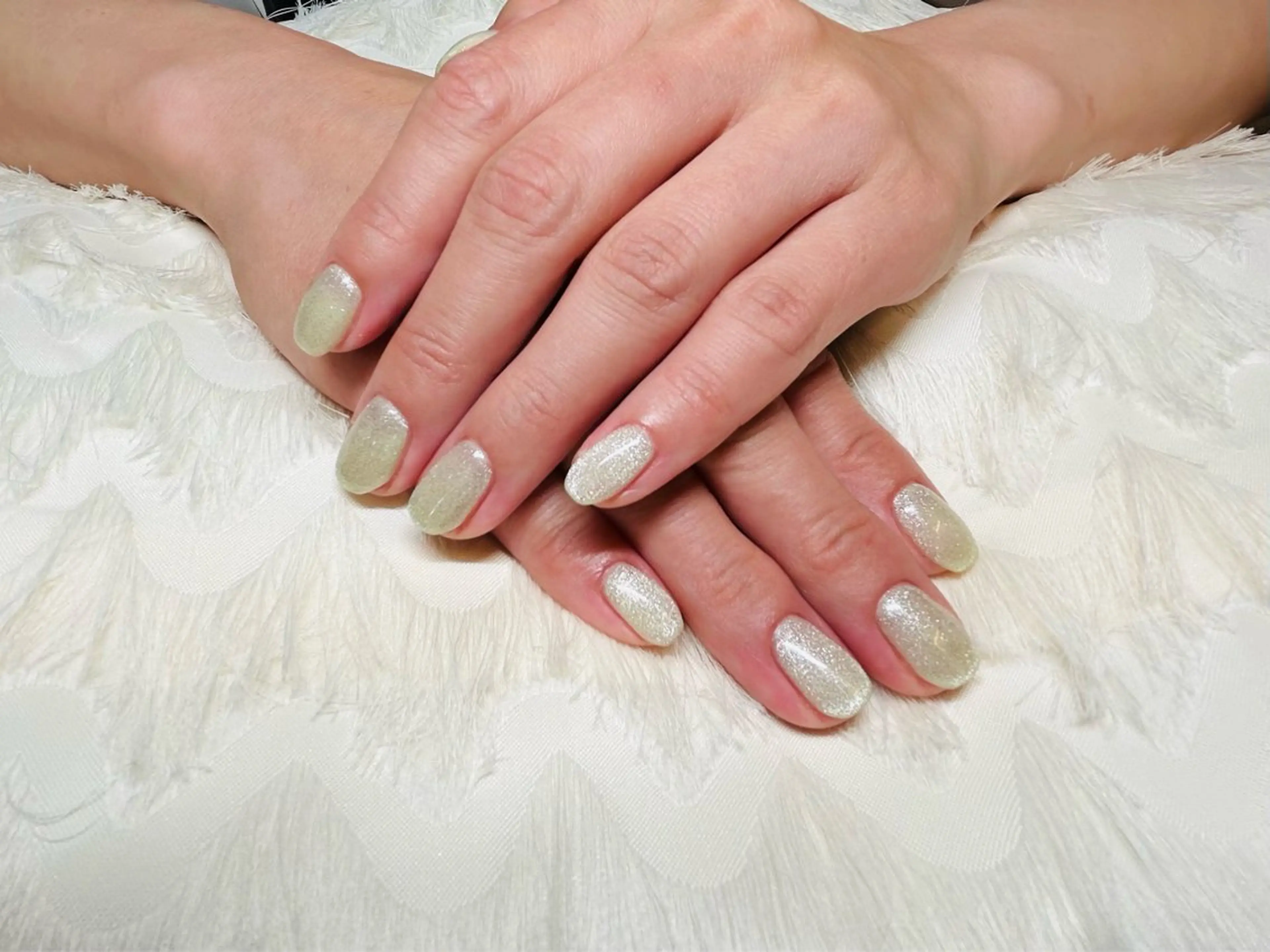 ネイル グリーン マグネットネイル シルバー ハンドネイル パラスパガーデン Nitagai☺︎のネイルデザイン