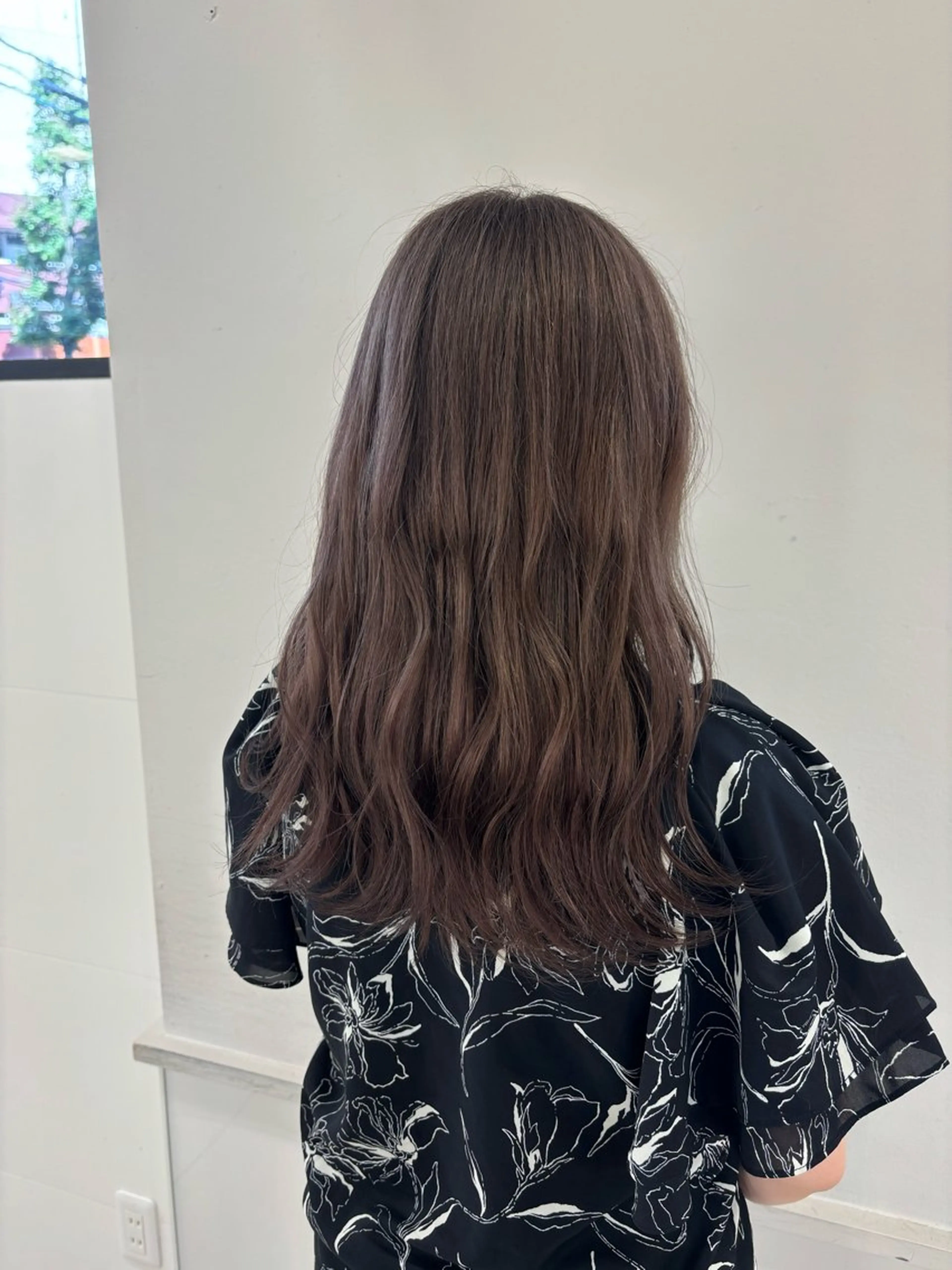 ミディアム カラー ブリーチ ブラウンカラー チョコレートブラウン 透明感カラー カット ヘアカラー トリートメント 🫧🎀SARA/ 艶カラー/金山💓のヘアスタイル