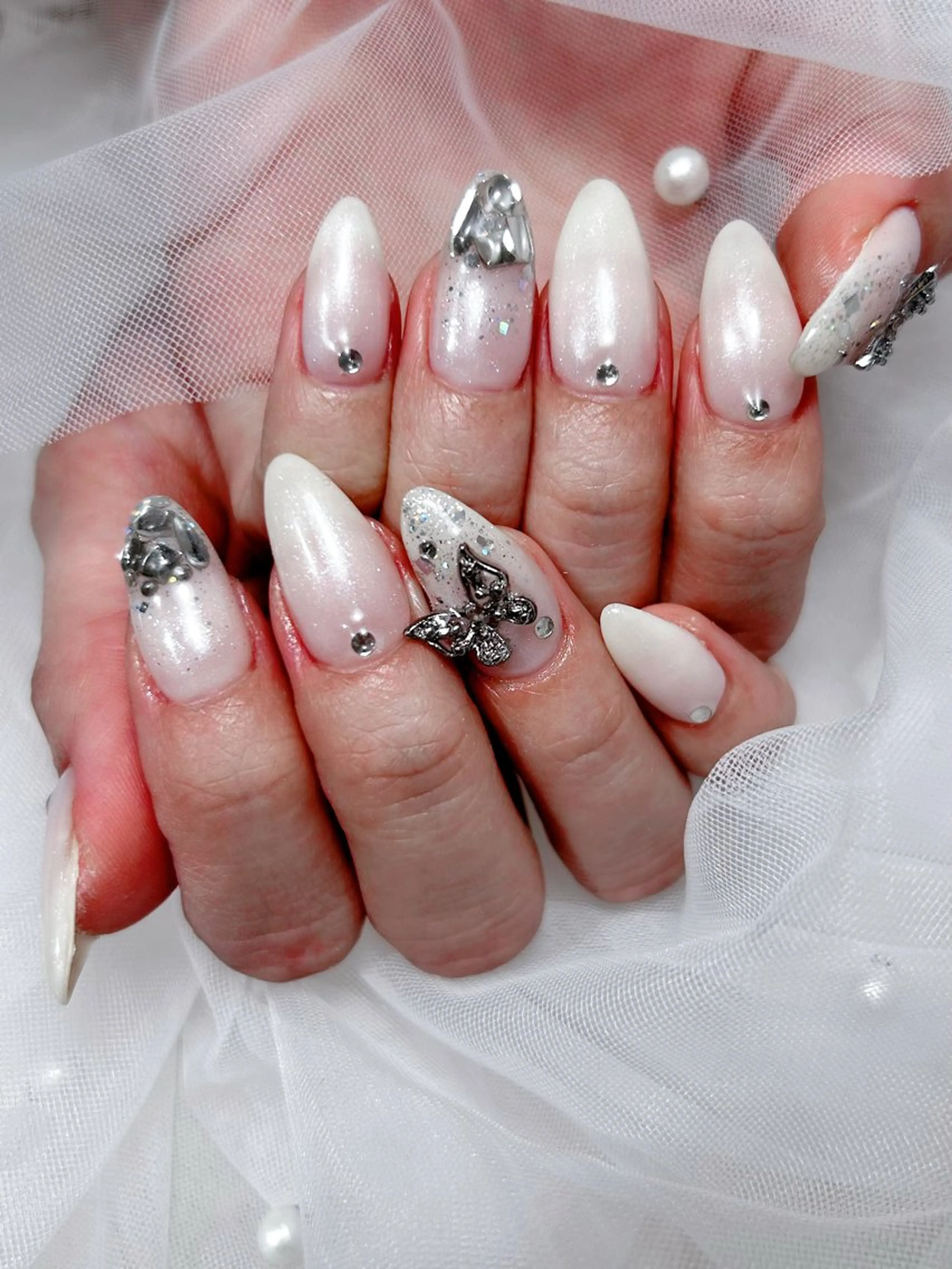 ネイル アートネイル 桜ネイル フレンチネイル ガラスフレンチ グラデーション ハンドネイル 🌸Soluna 🌸のネイルデザイン