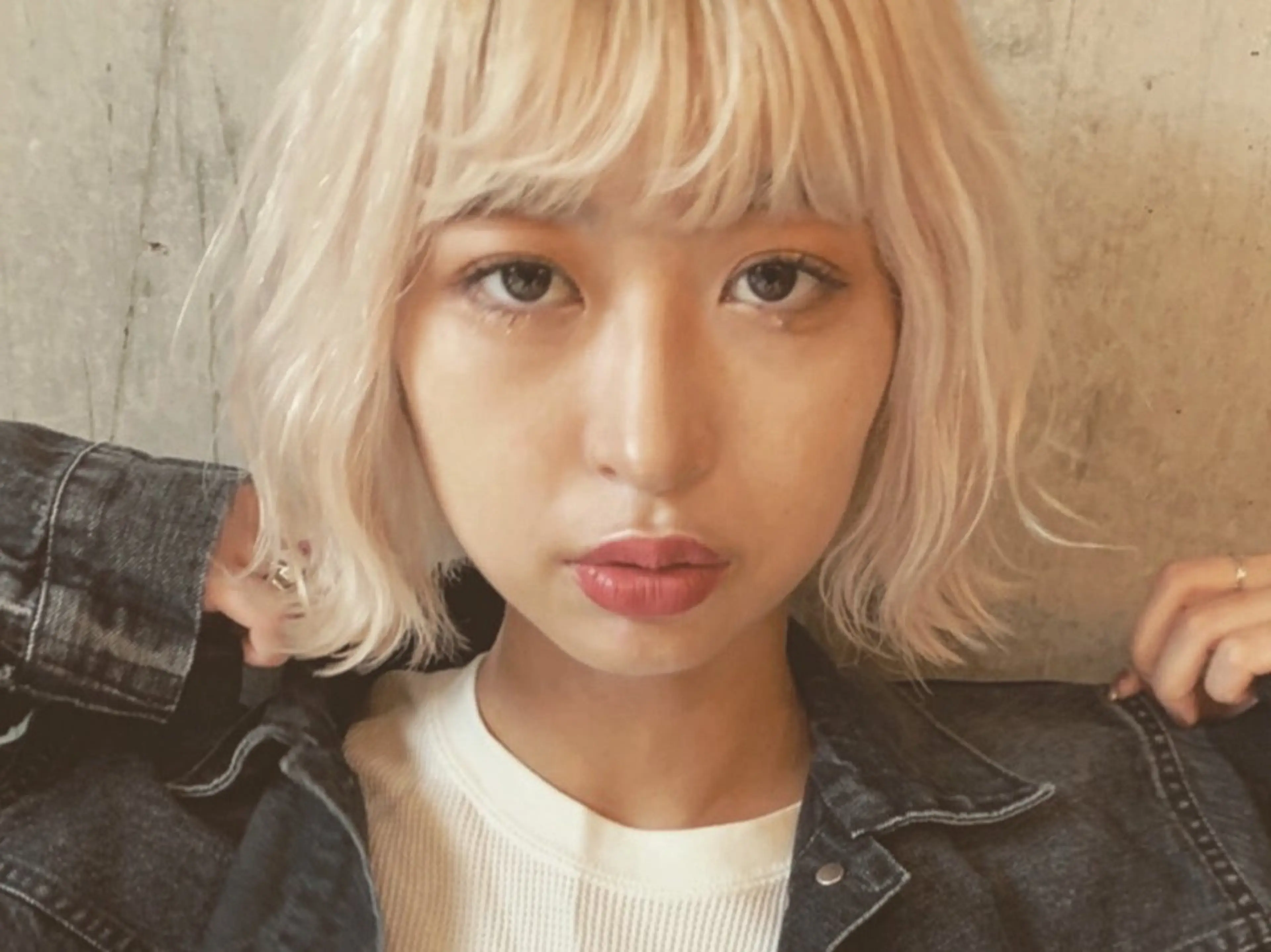 セミロング カラー ヘアアレンジ ブリーチ ケアブリーチ ダブルカラー 髪質改善 🕊️絹髪縮毛矯正✨ マンツーマン施術🌿のヘアスタイル