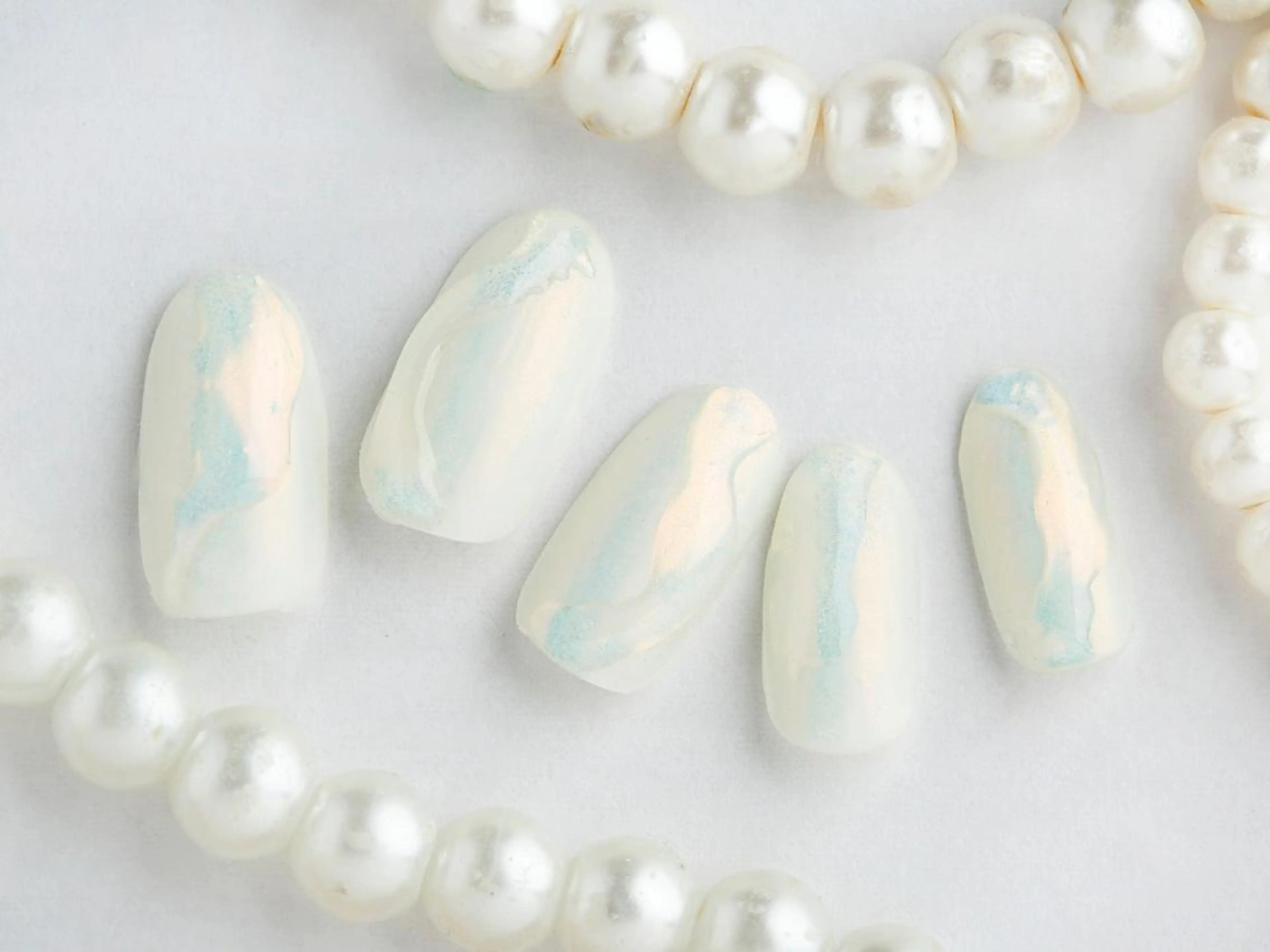 ネイル Tiary Nail Fのネイルデザイン