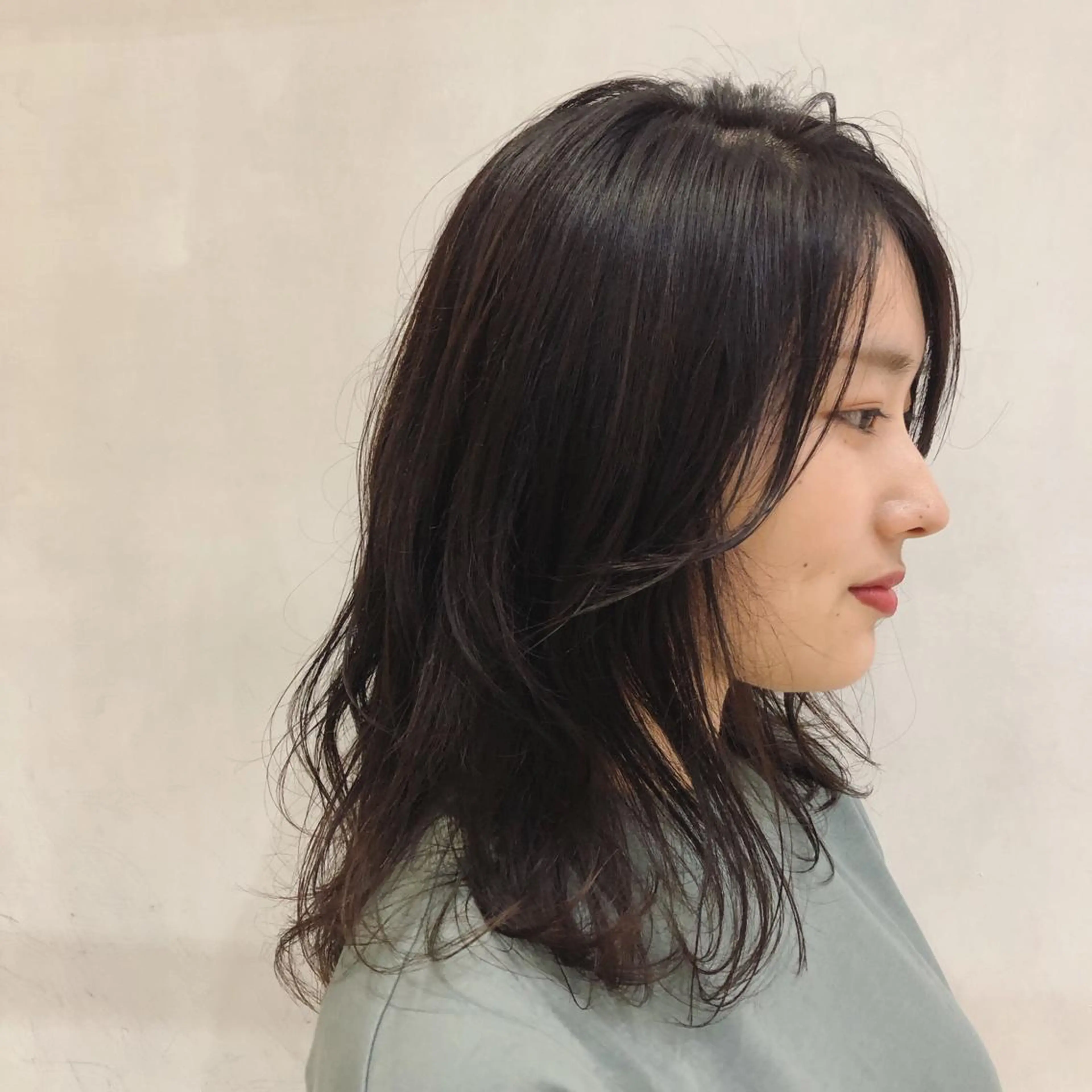 セミロング 近藤 千裕のヘアスタイル
