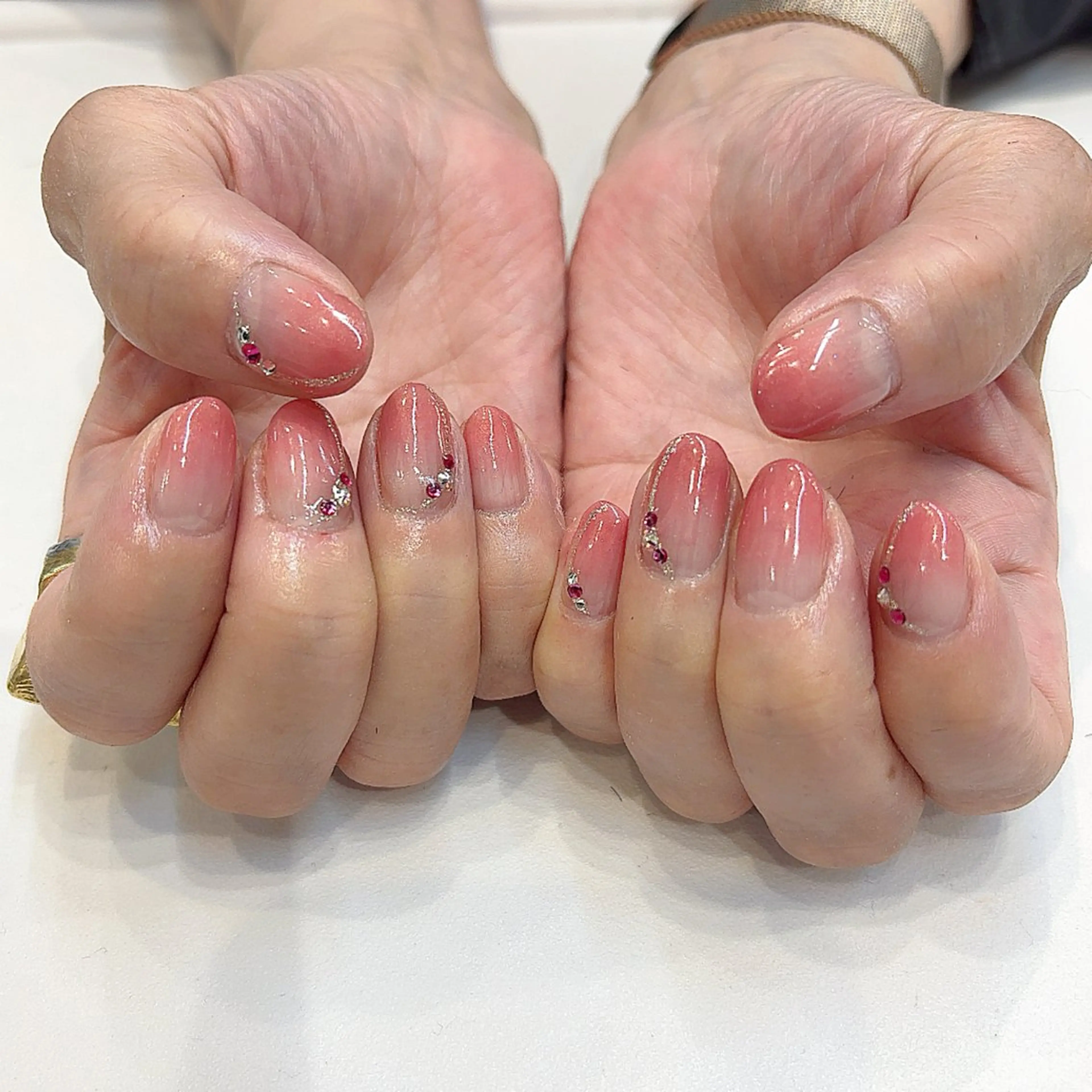 ネイル ハンドネイル ハンドケア あおやぎ ゆきこのネイルデザイン