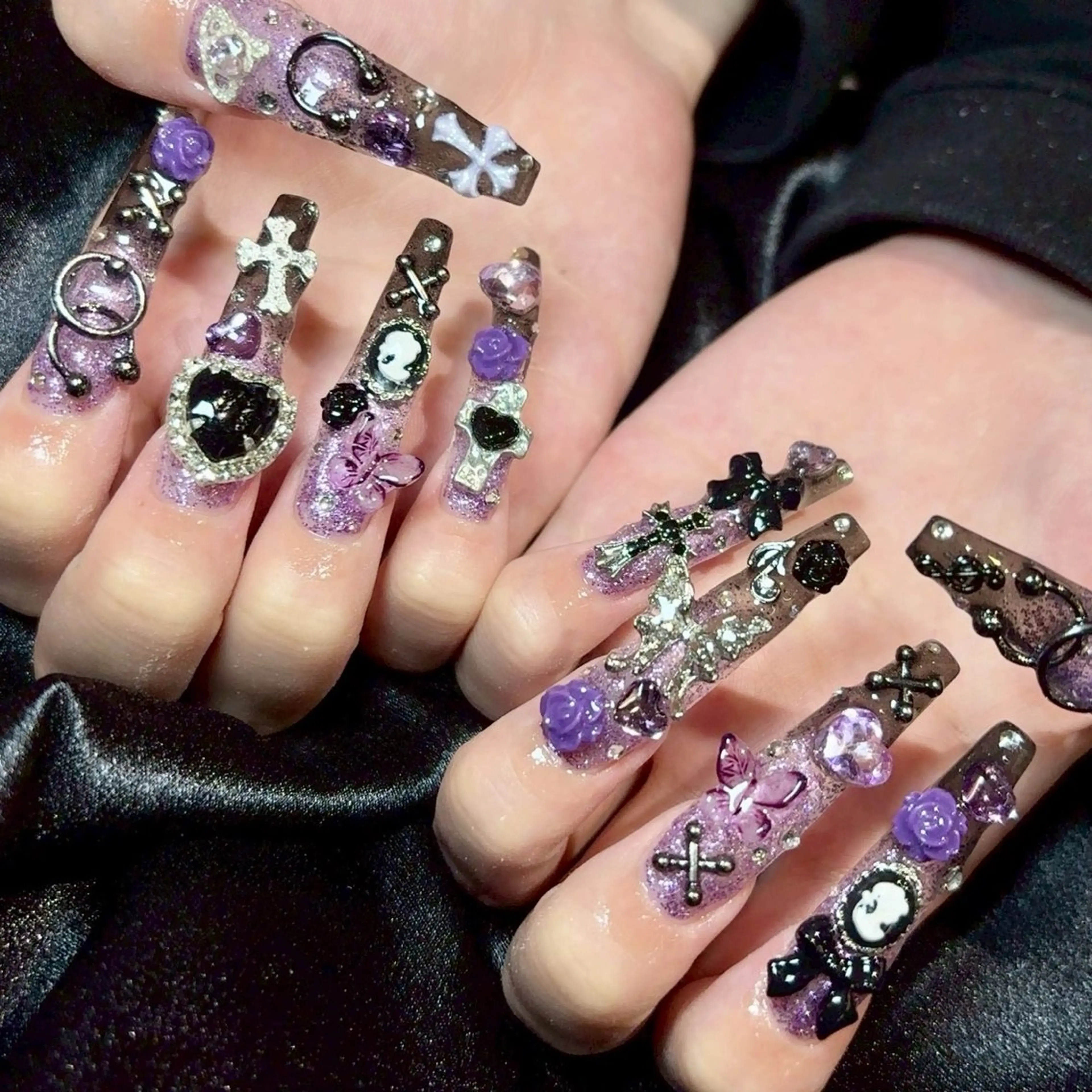 ロング ハンドネイル mionail 難波店のネイルデザイン