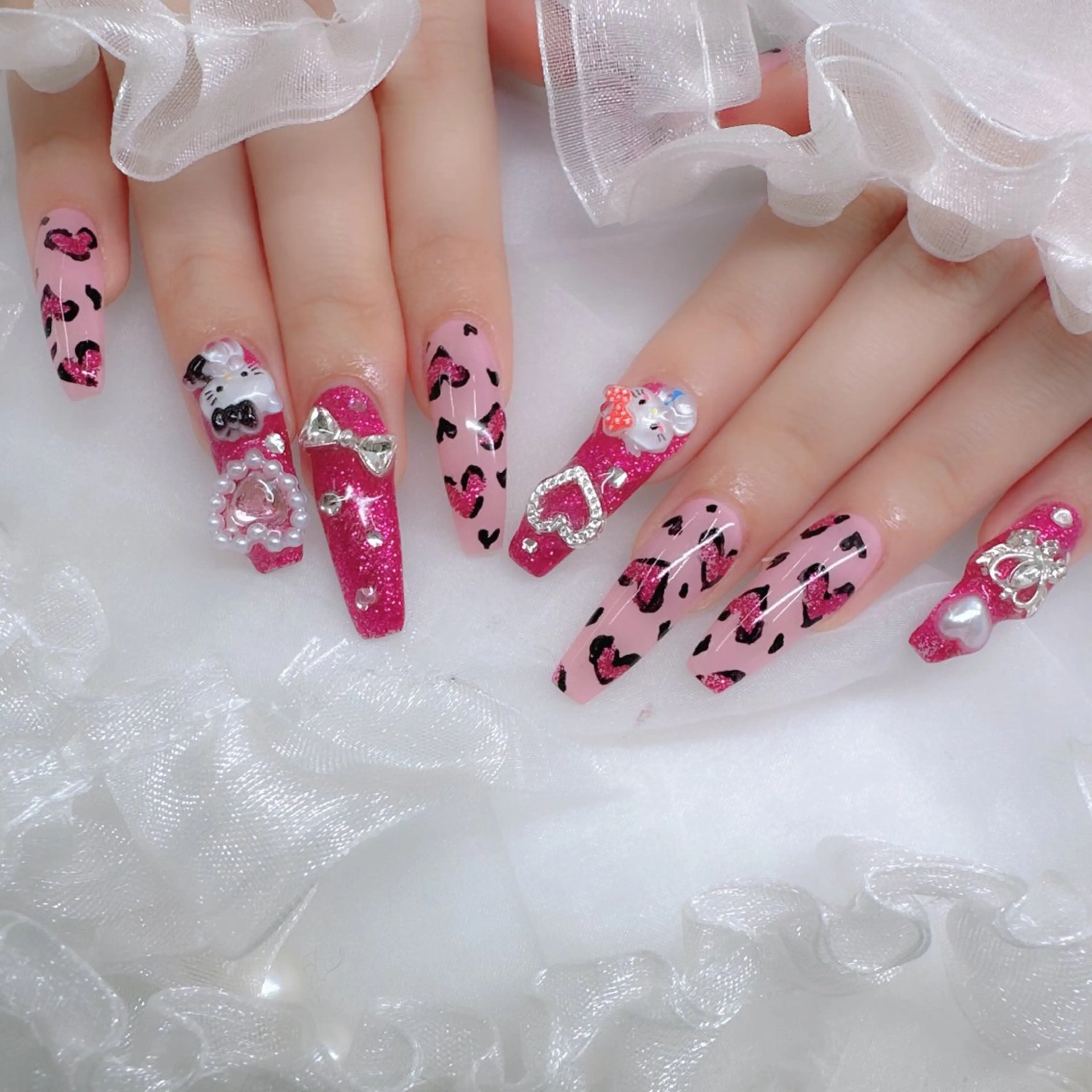 ネイル KIHO 【週一深夜ネイル】のネイルデザイン