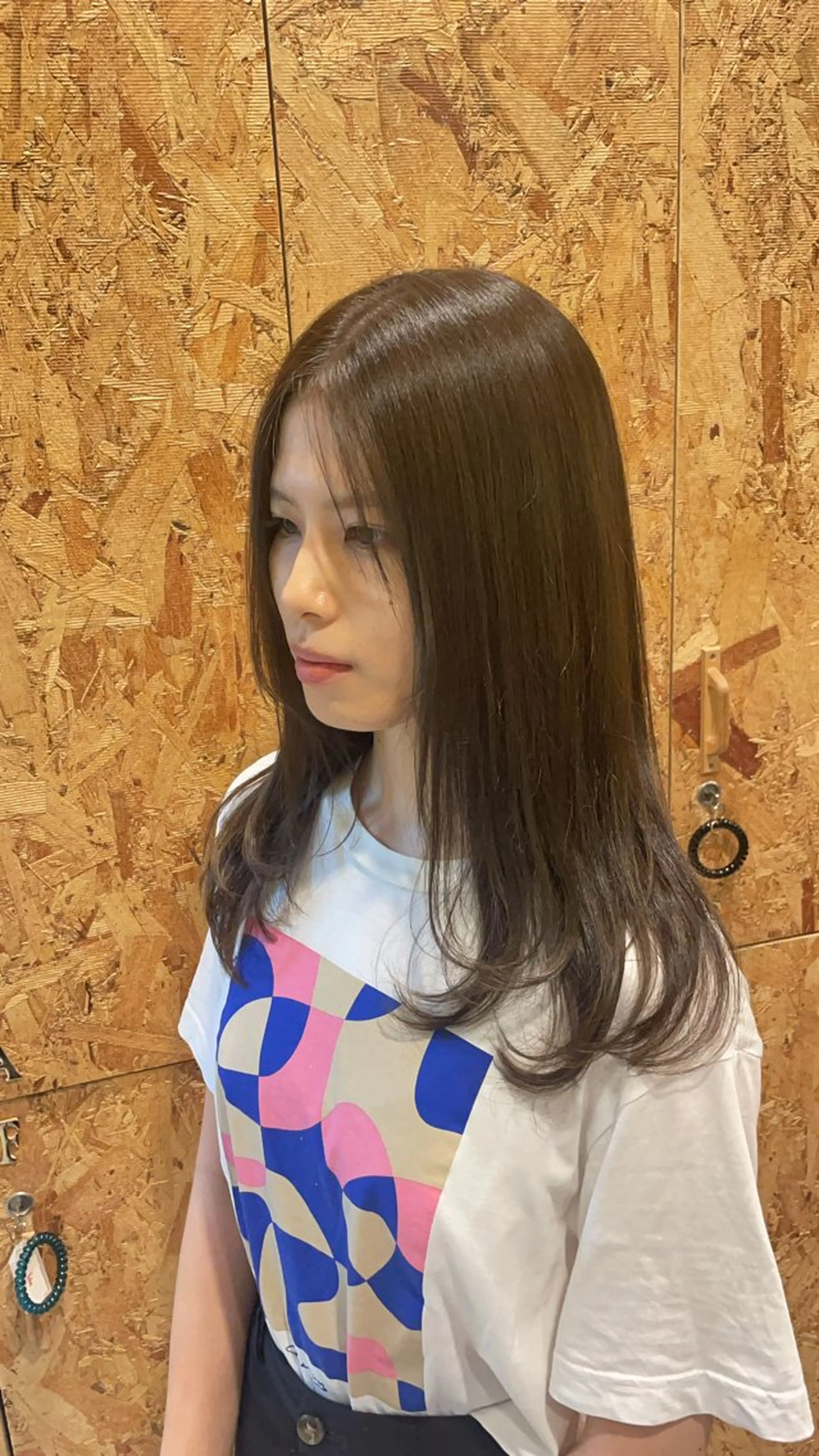 セミロング カラー イヤリングカラー特化 🎀於曽能実夢のヘアスタイル