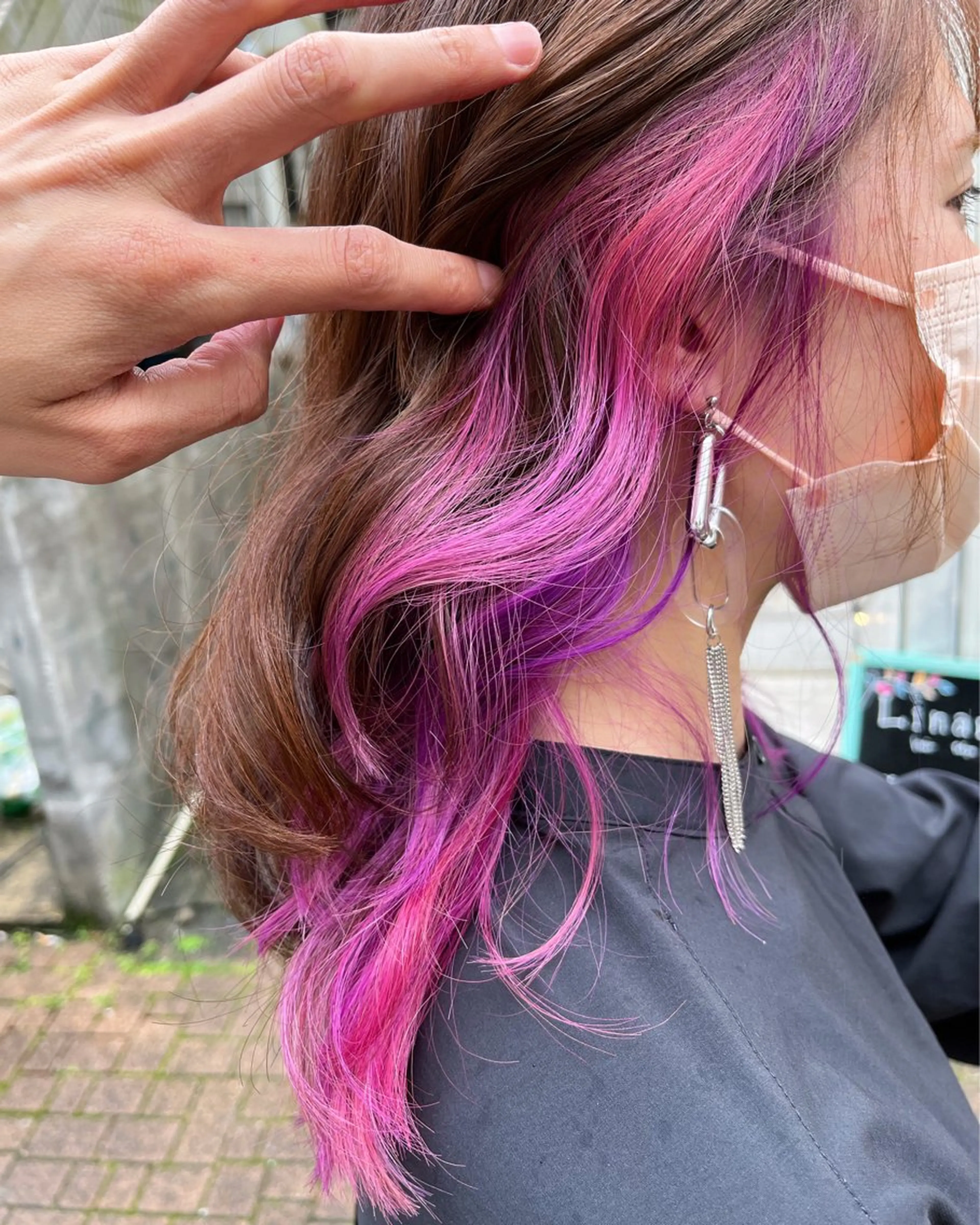 セミロング カラー ブリーチ イヤリングカラー インナーカラー ユニコーンカラー カット ヘアカラー トリートメント 原宿サロン代表 デザインカラー伊藤卓のヘアスタイル