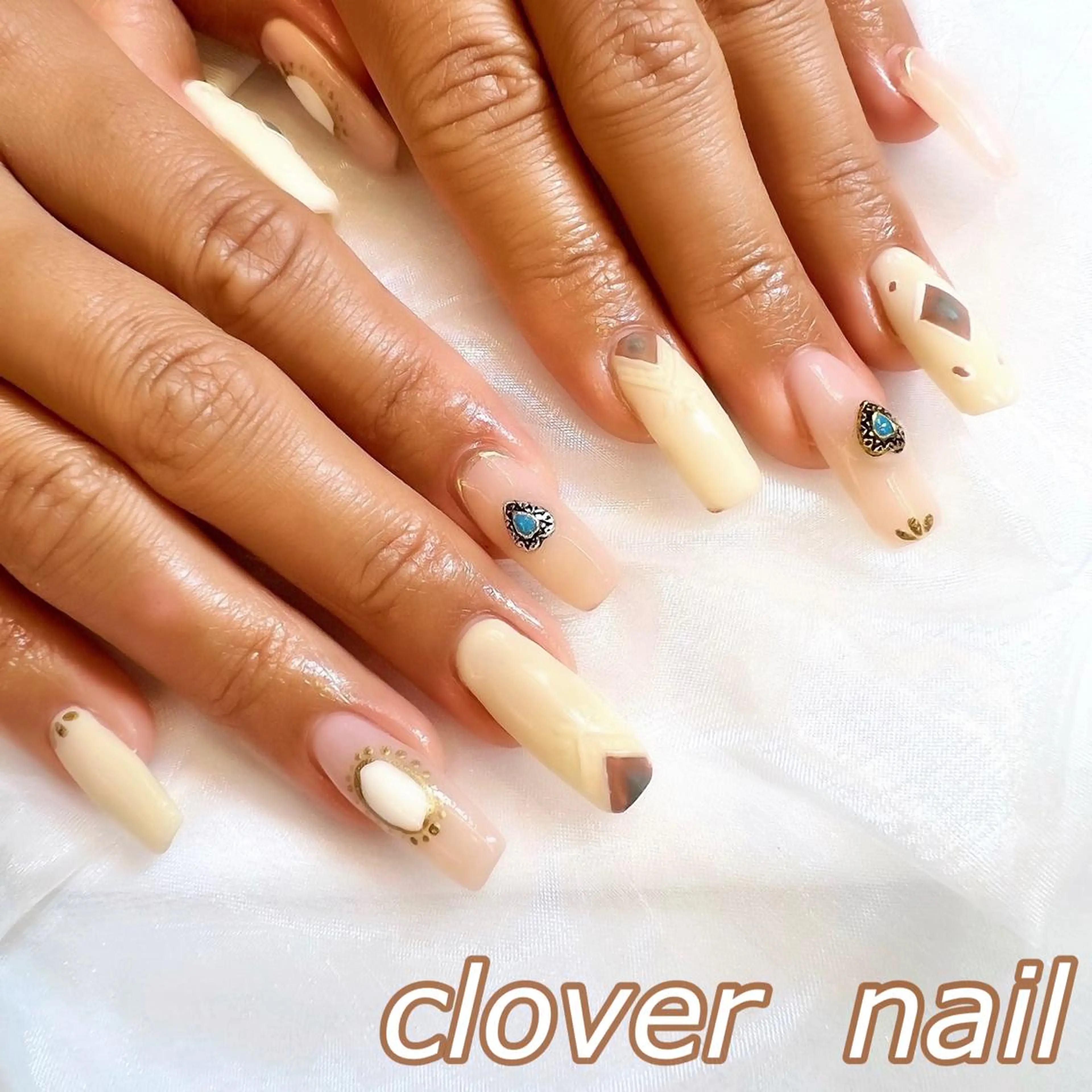 ネイル ハンドネイル clover nailのネイルデザイン