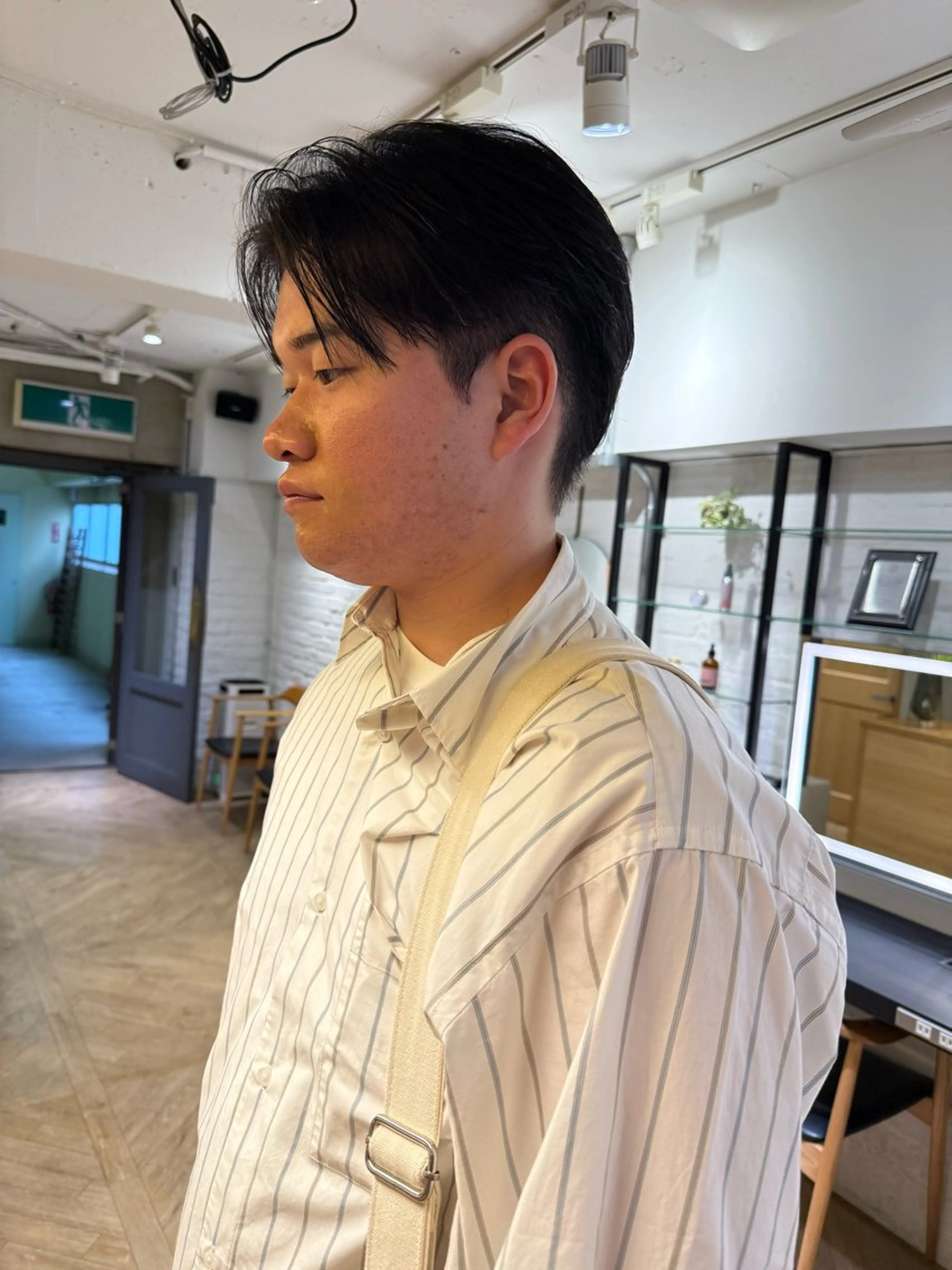 ミディアム メンズ カット ヘッドスパ センターパート 田形清流のヘアスタイル