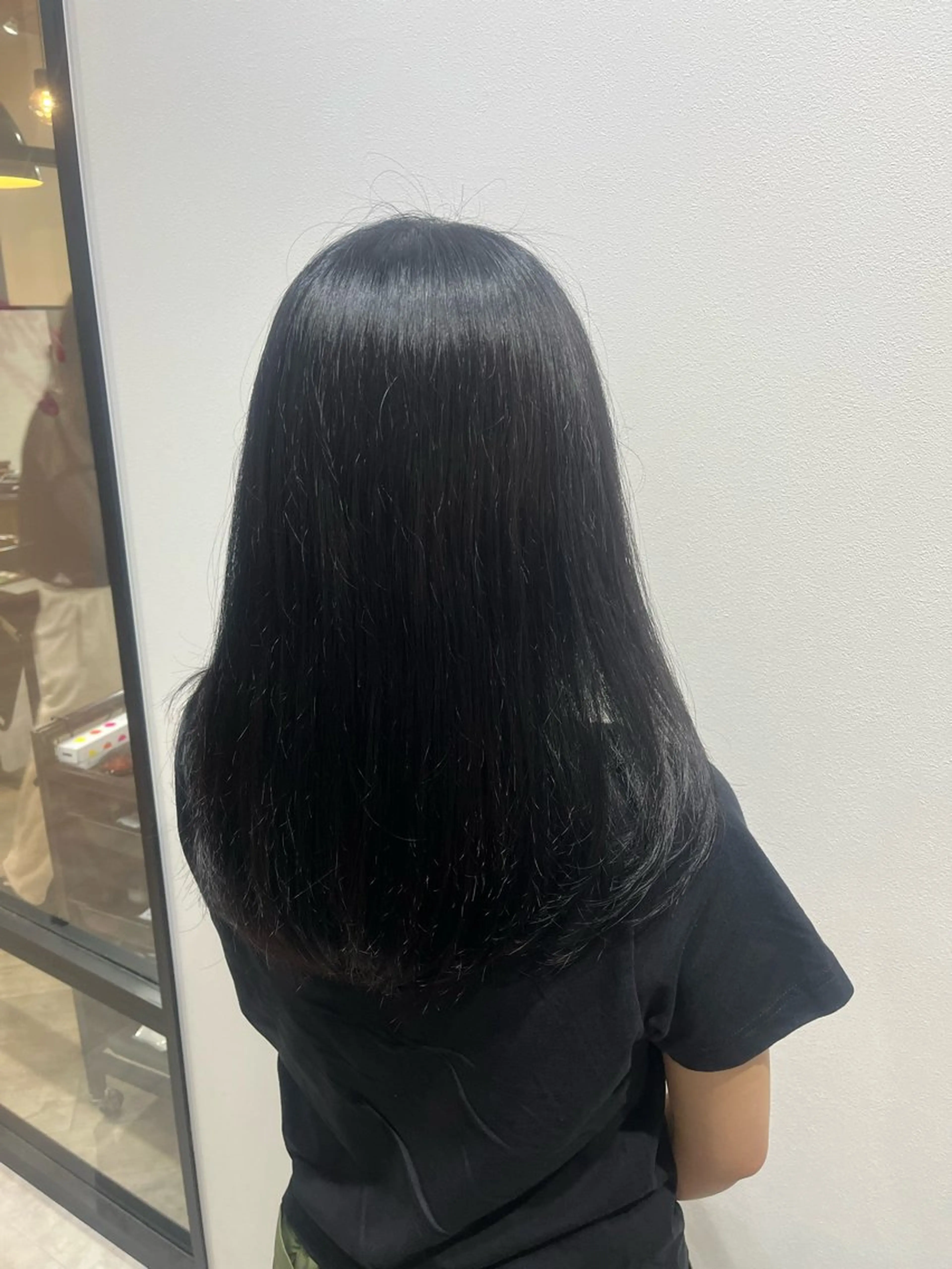 ロング カラー 黒髪 ブルーカラー ブルーブラック 🫧ぷる艶カラー🫧 Yuubi🦩のヘアスタイル