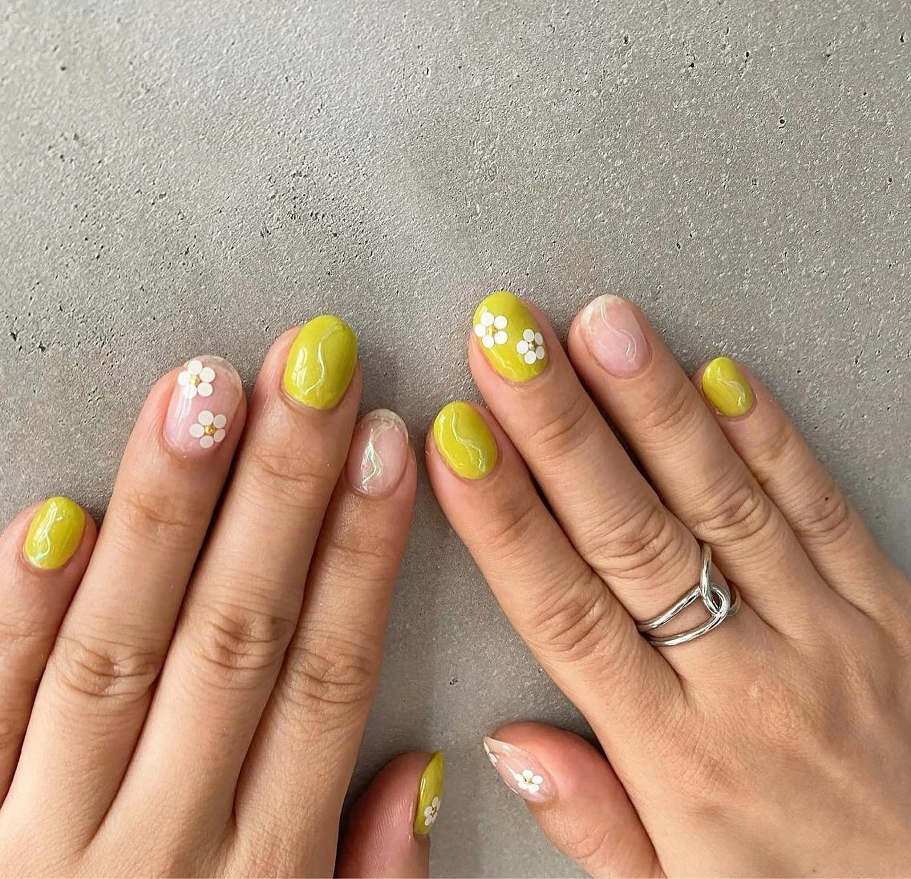 ネイル マツエク・マツパ ハンドネイル nailist SAYAのネイルデザイン