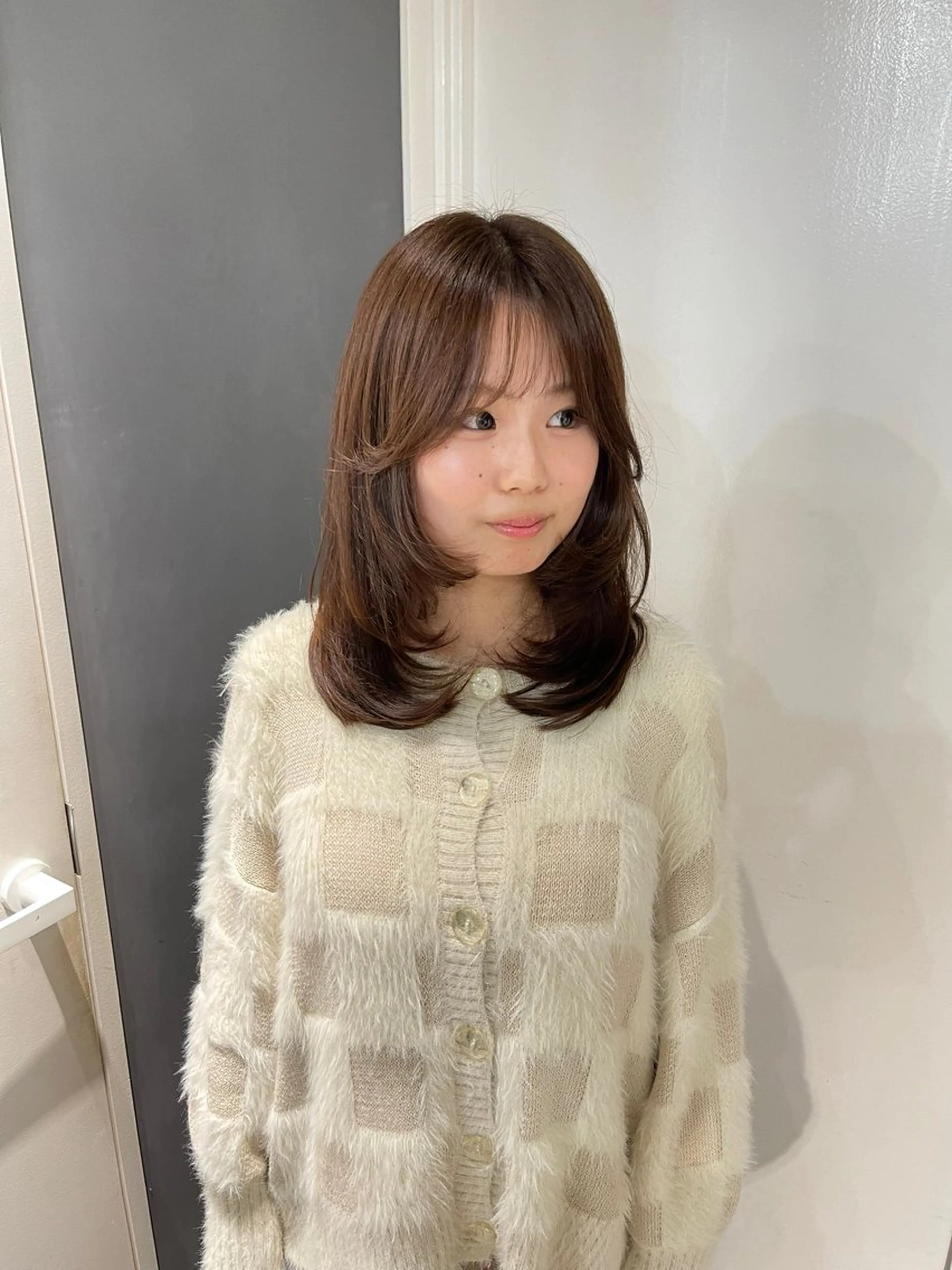ミディアム カラー カット ヘアカラー トリートメント 透明感カラー/レイヤ ー/艶髪/NENEのヘアスタイル